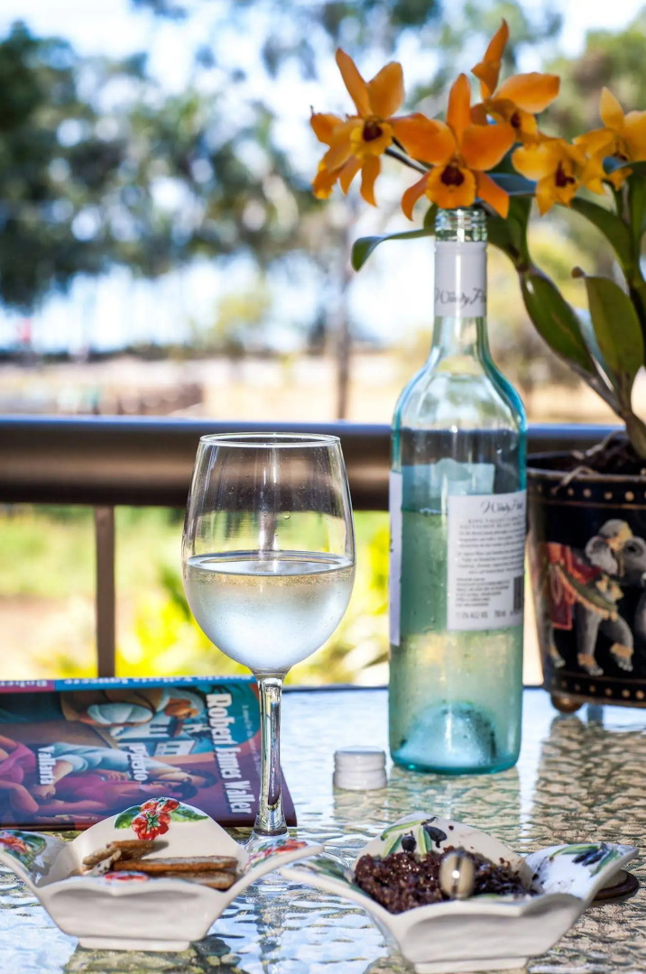 Clifton Sands Holiday Apartments