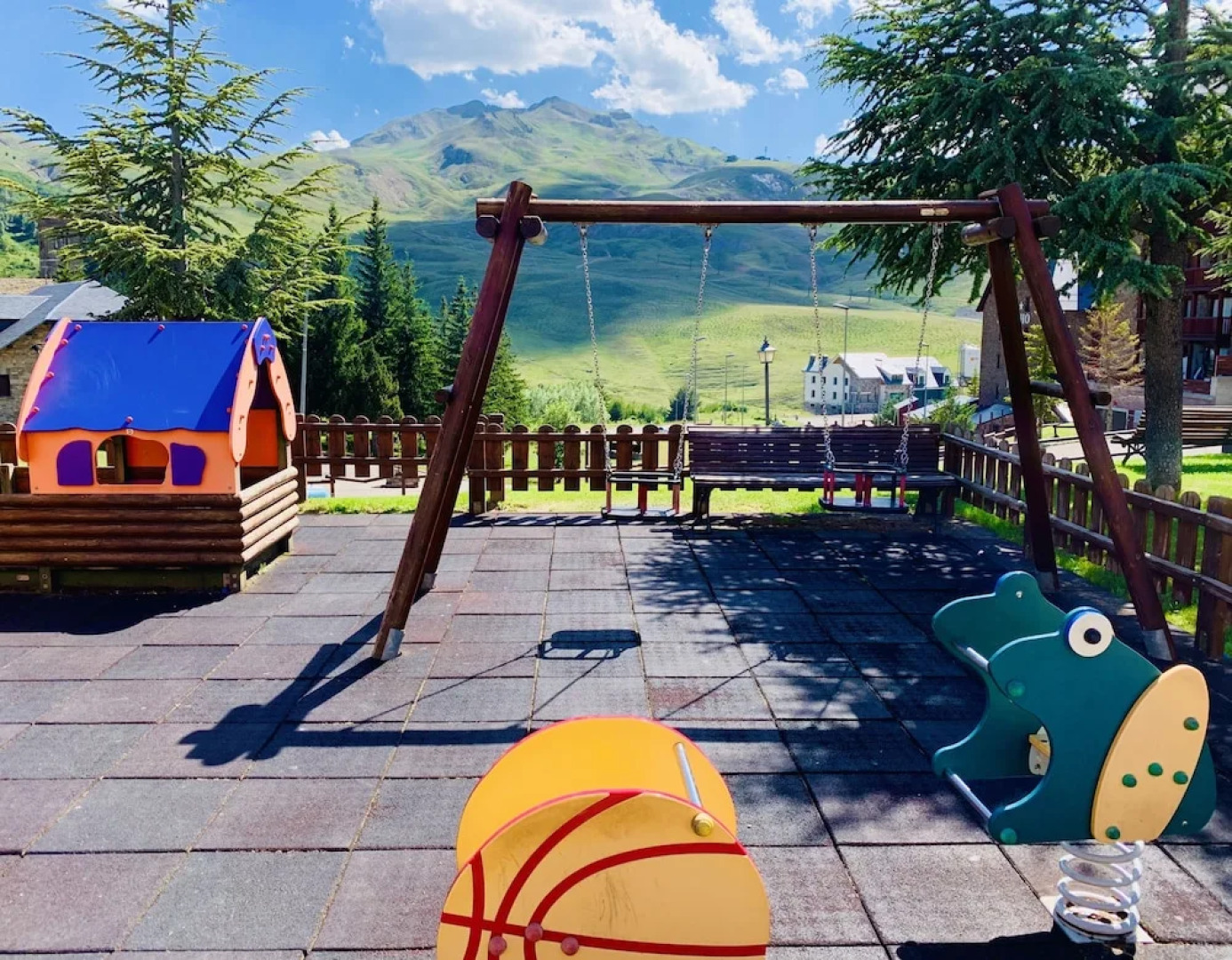 Apartamentos Formigal AF