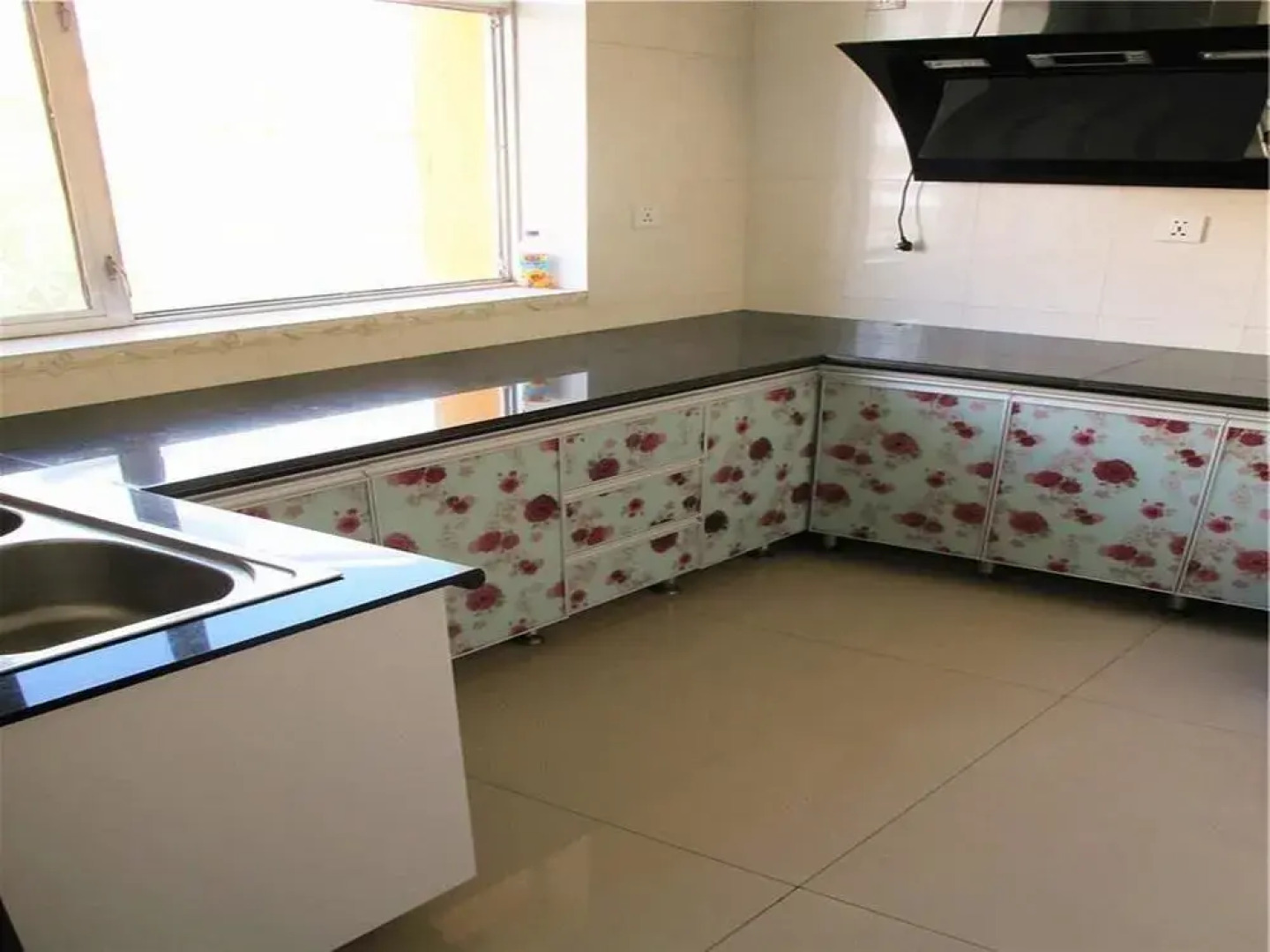 Desert Populus Family Hotel