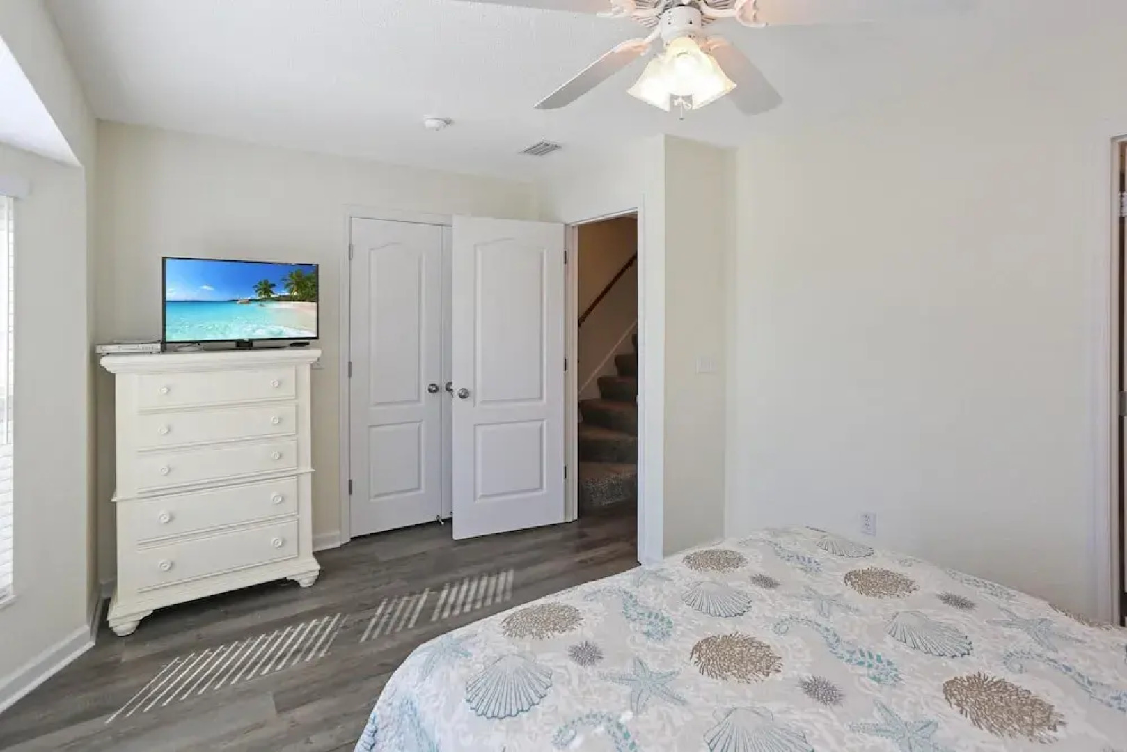 Sea Cliff I-51 Coastal Splendor