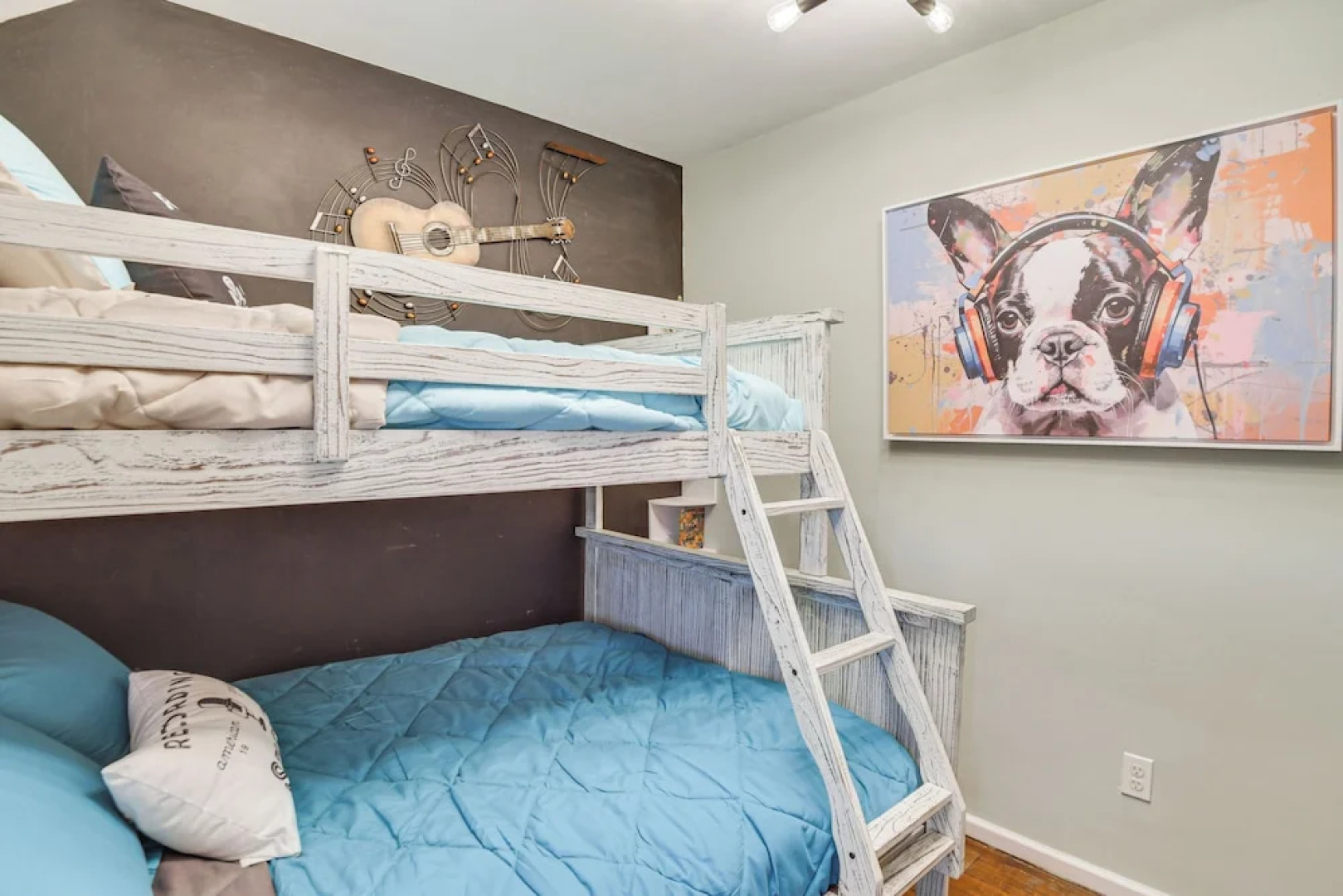 Modern Casselton Vacation Rental: 22 Mi to Fargo!