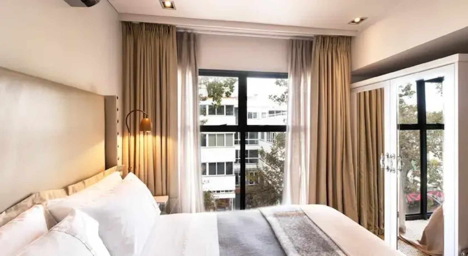 Collection Luxury Apartments - Concord 11