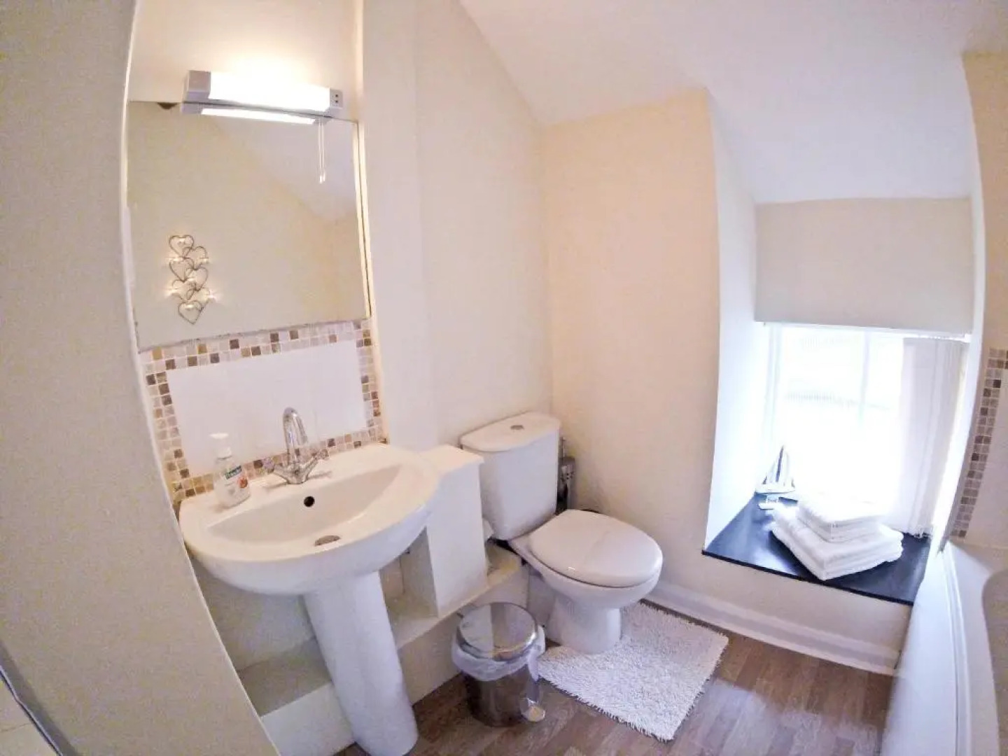 Bryn Melyn Farm Cottages- 5 Luxury Cottages In A Stunning Setting with Wood Fired Hot Tub