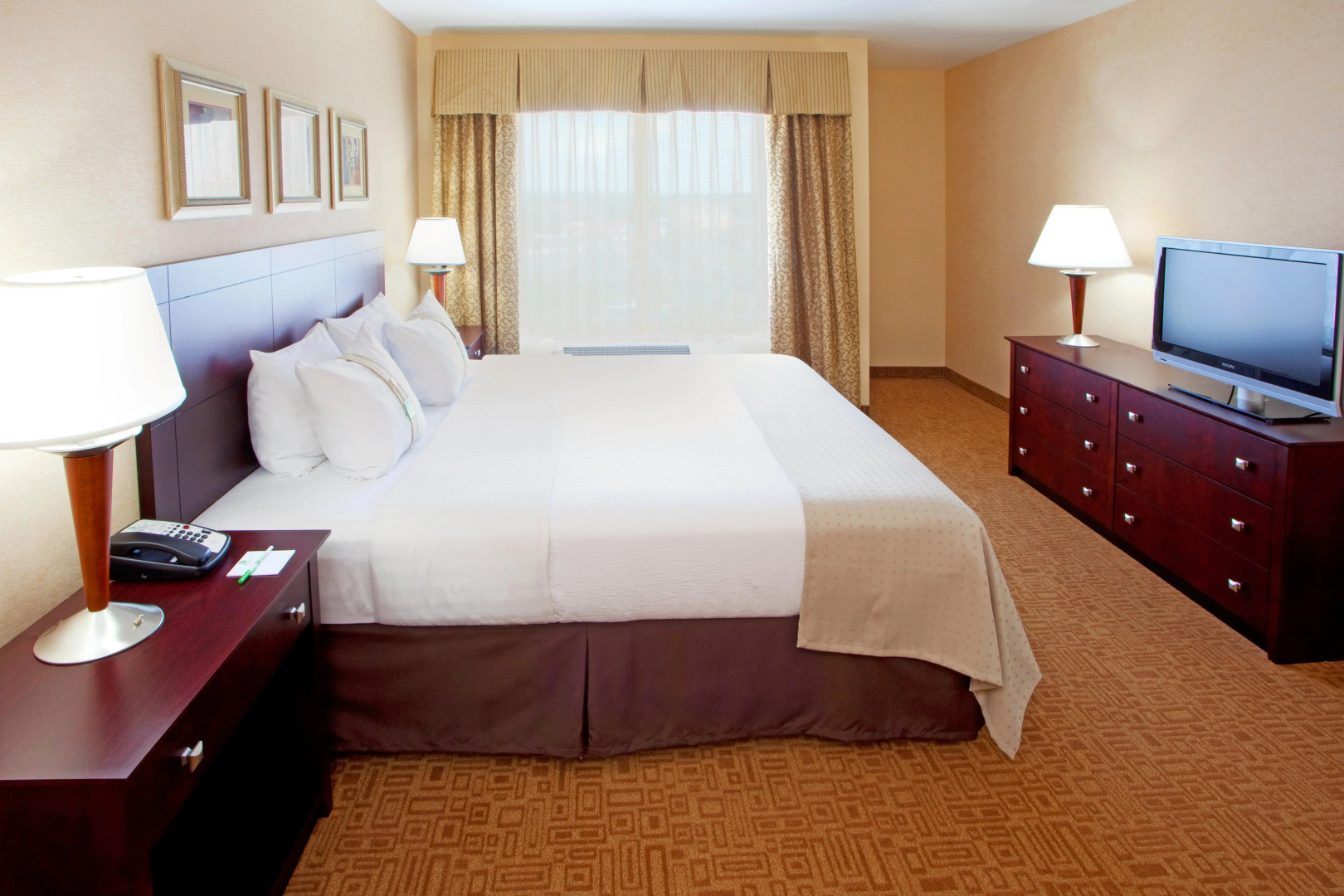 Holiday Inn Winchester Se-Historic Gateway by IHG