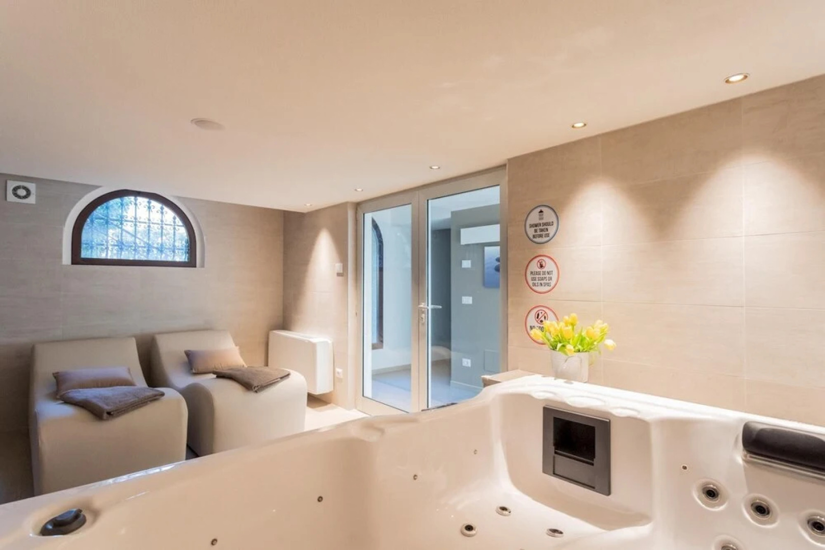 Villa Ida in Lenno With 3 Bedrooms and 2 5 Bathrooms