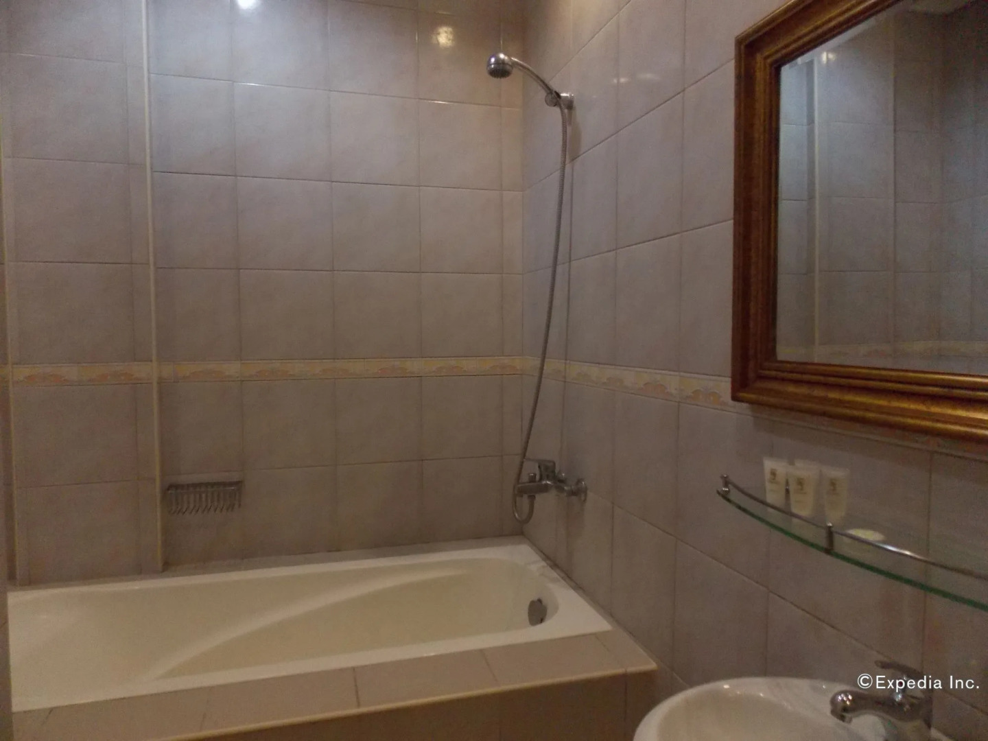 Bearland Paradise Resort