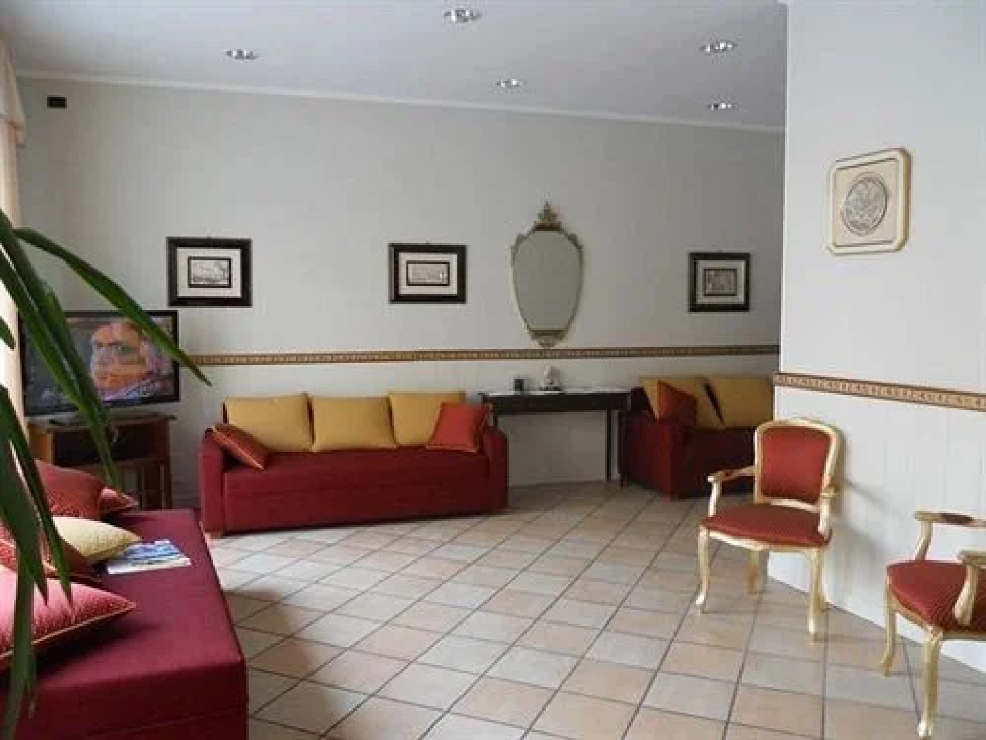 Hotel Pellegrino E Pace