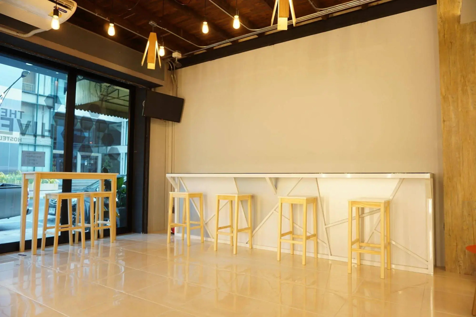 The Hive Hatyai Hostel