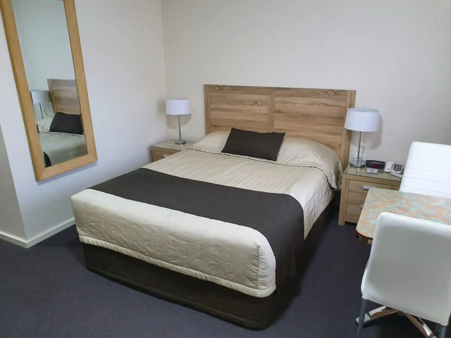 Sherbourne Terrace Hotel