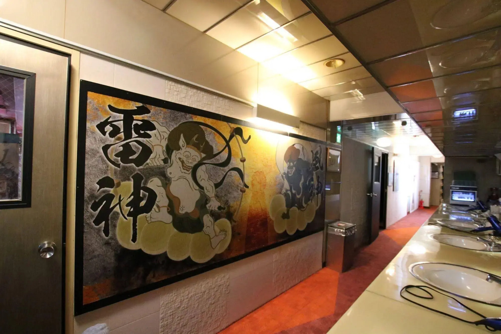 Business Inn Newcity - Caters to Men