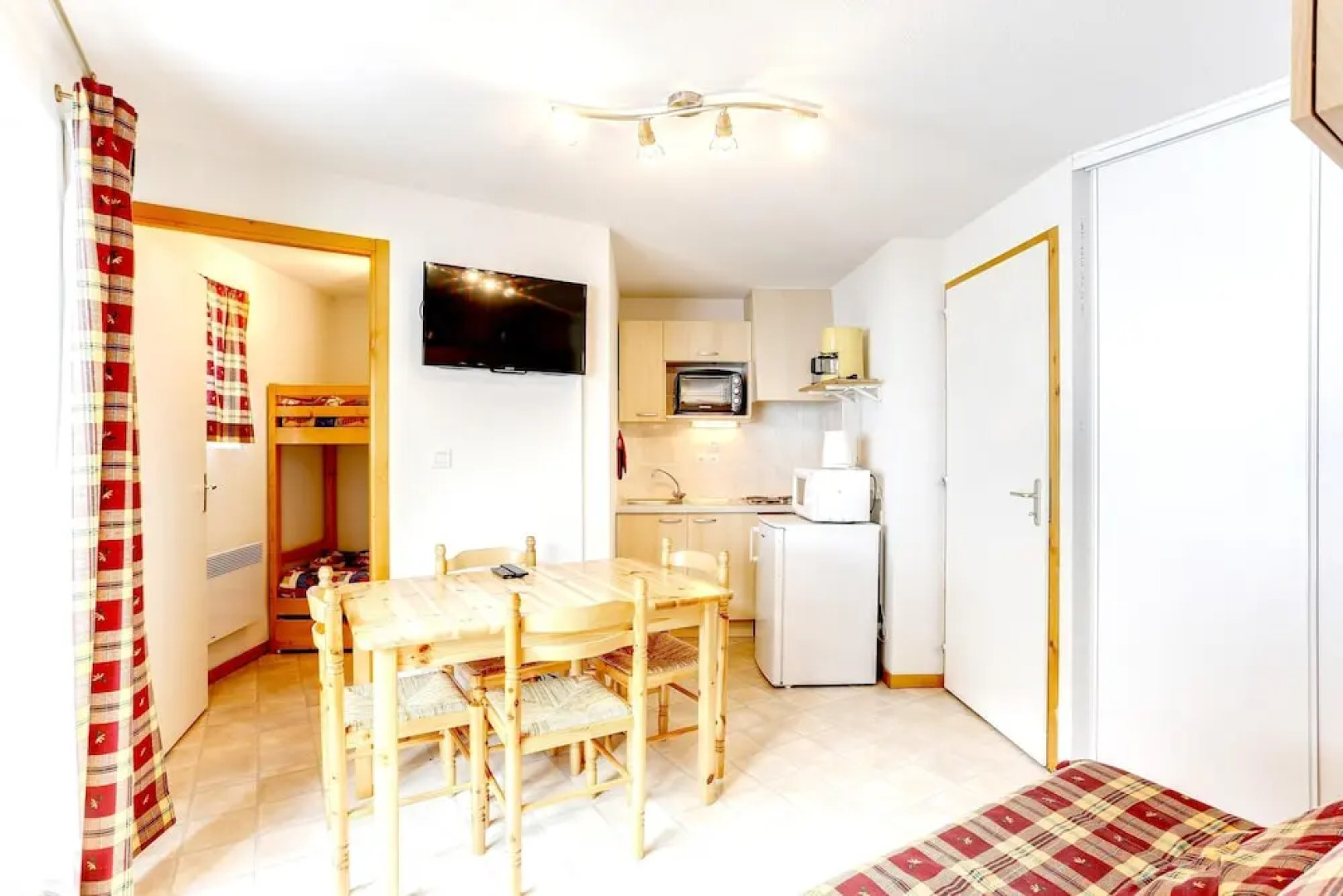 Apartment With 2 Bedrooms in Thollon-les-mémises, With Wonderful Mount