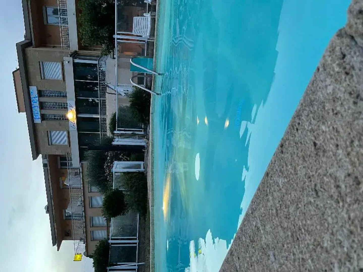 Logis Hotel Le Clement V