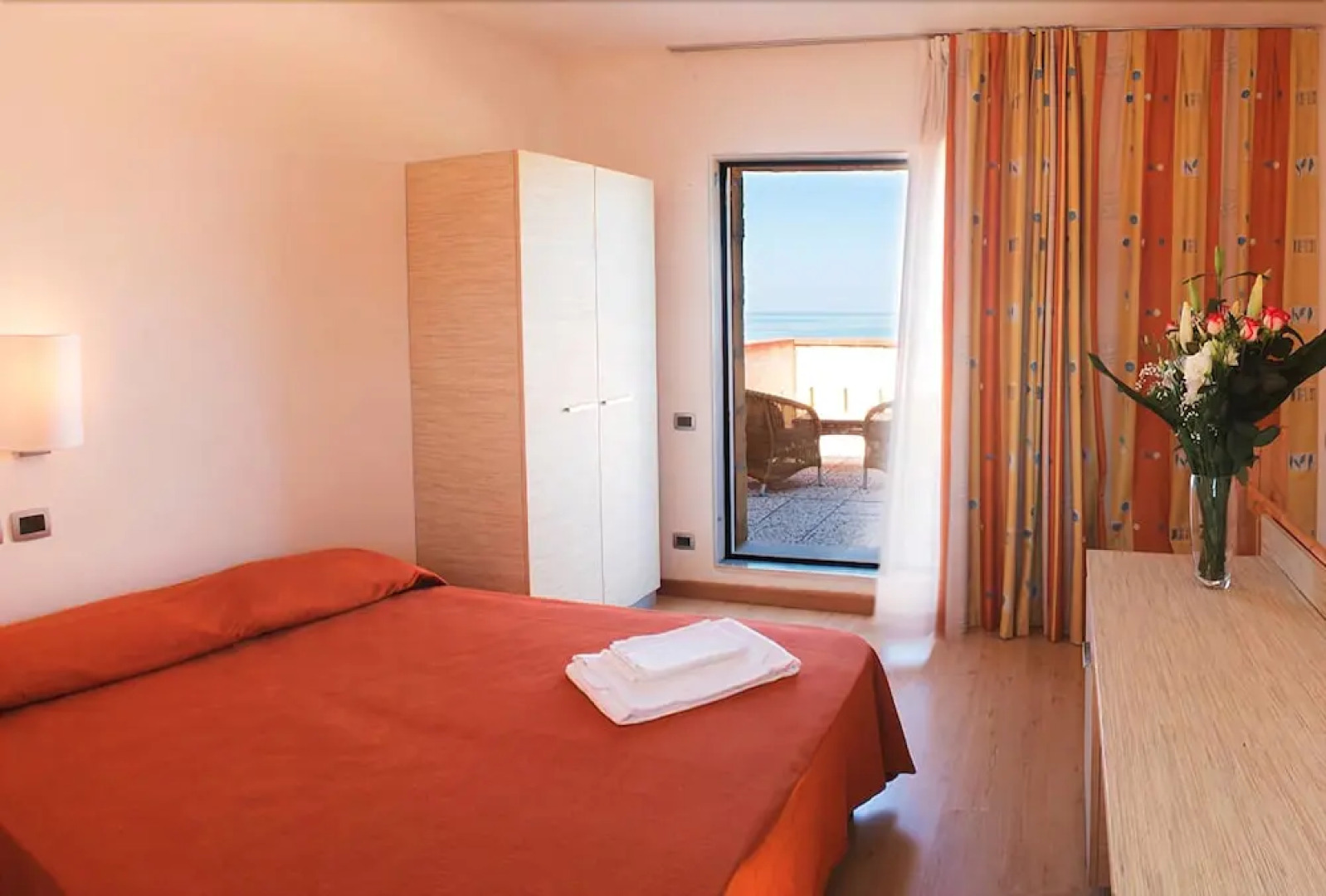 Aparthotel Menfi Beach