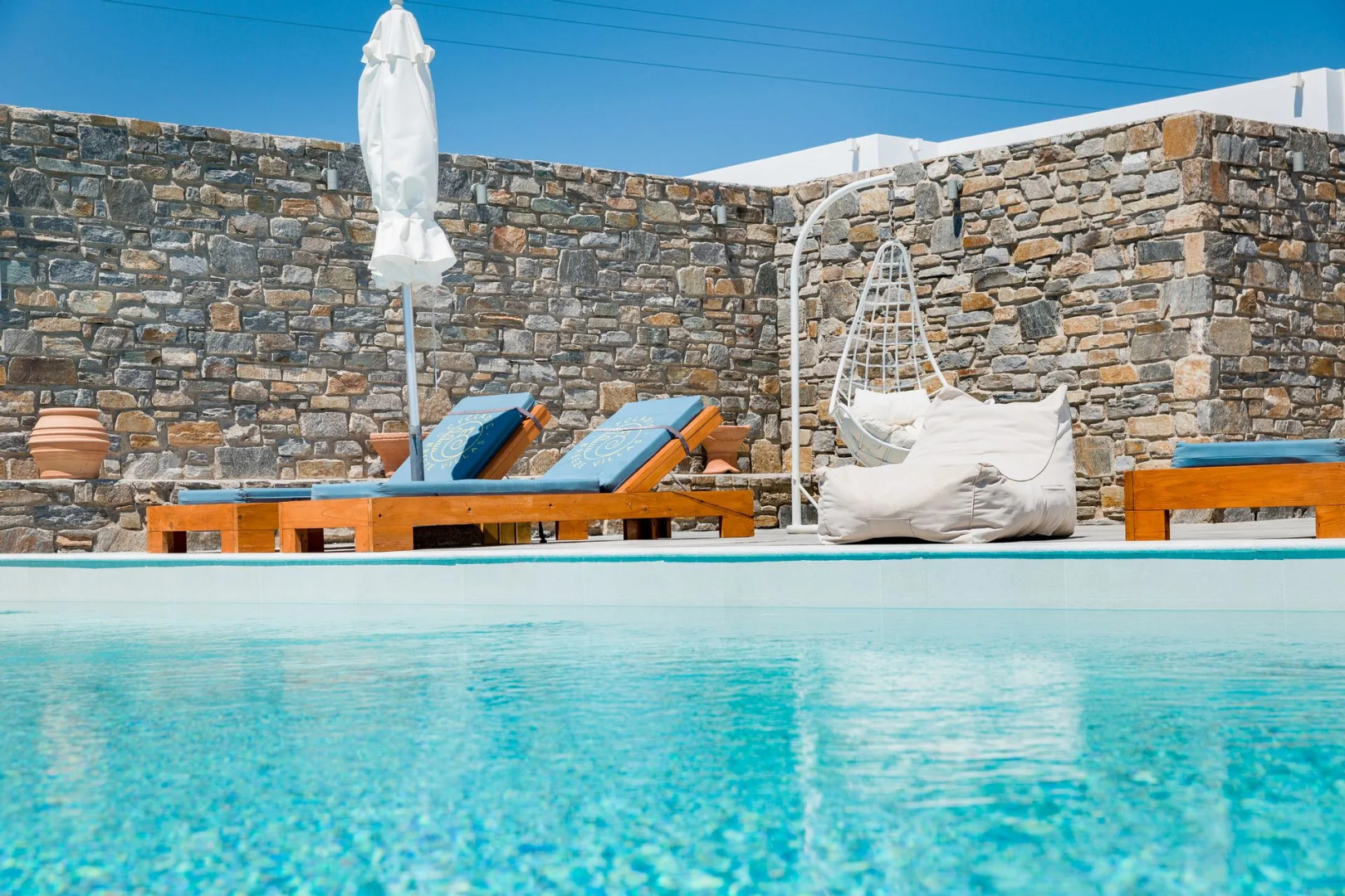 Cycladic Breeze Villas