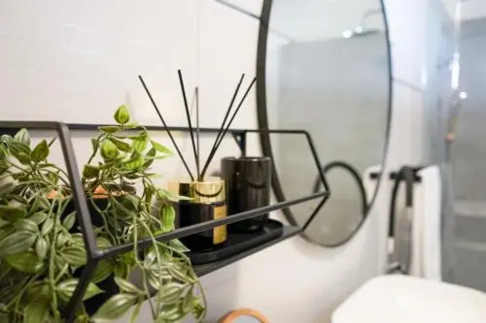 Villa Leon, Wonderful Family Apartment with Pool