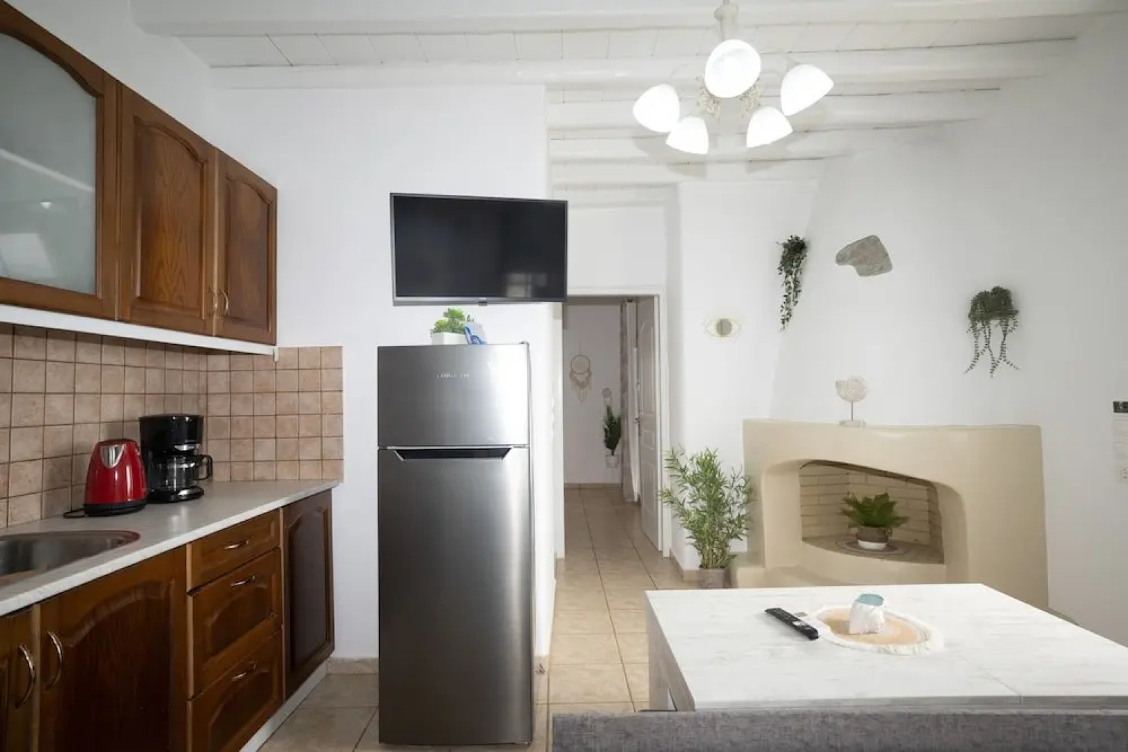 Gorgeous Rustic Cave wDreamy Shared Pool