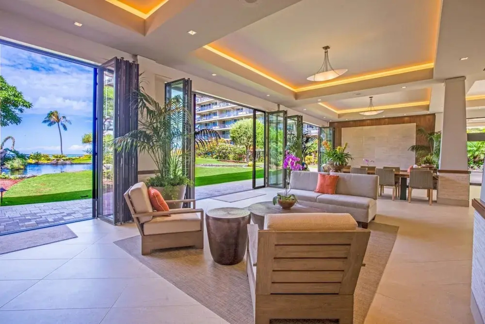 Whaler 6th Floor Oceanview Studio 0 Bedroom Condo by Redawning