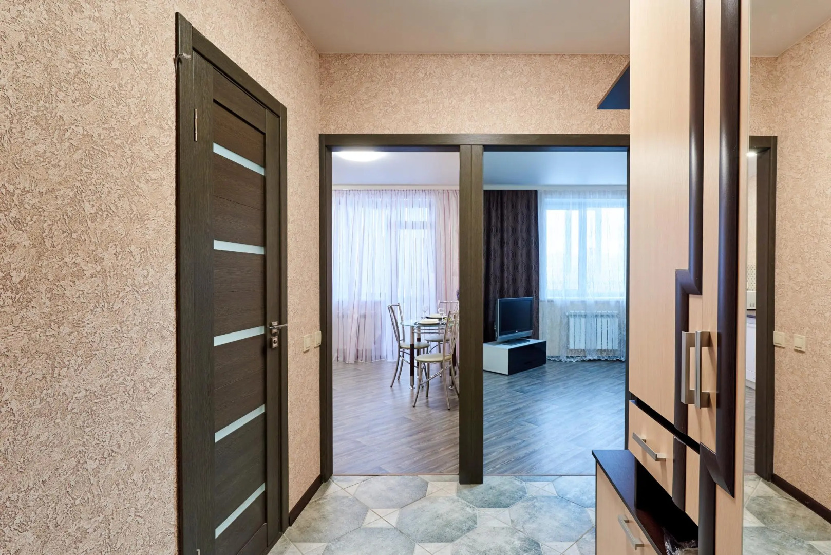 SutkiVIP (СуткиВИП)  на улице Бородина