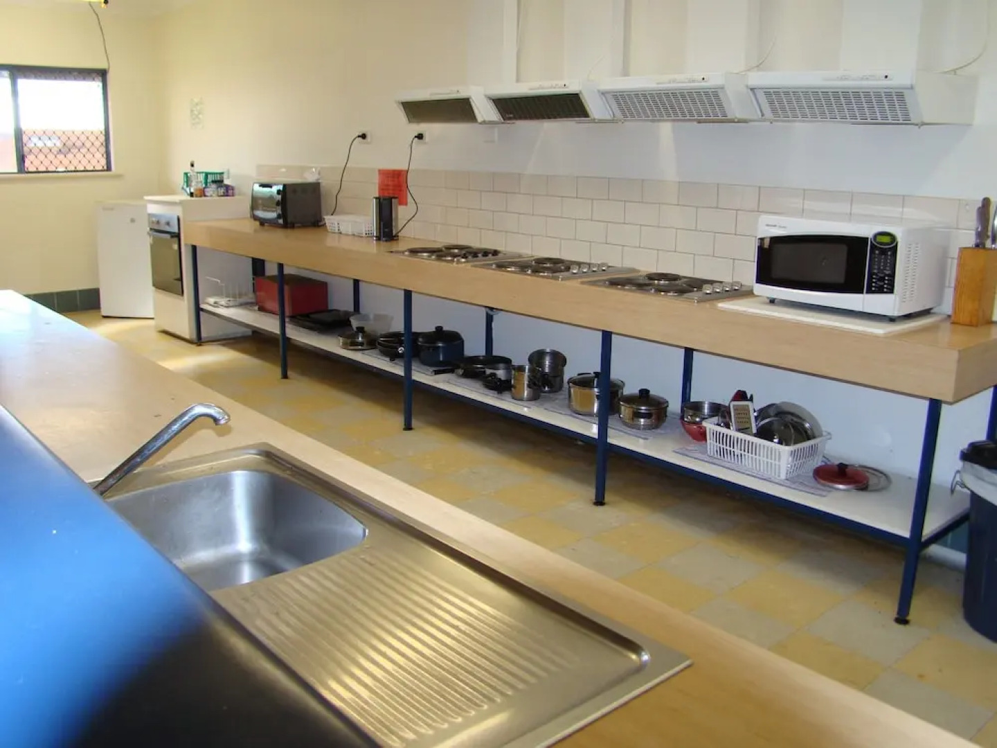 Dunsborough Inn Backpackers