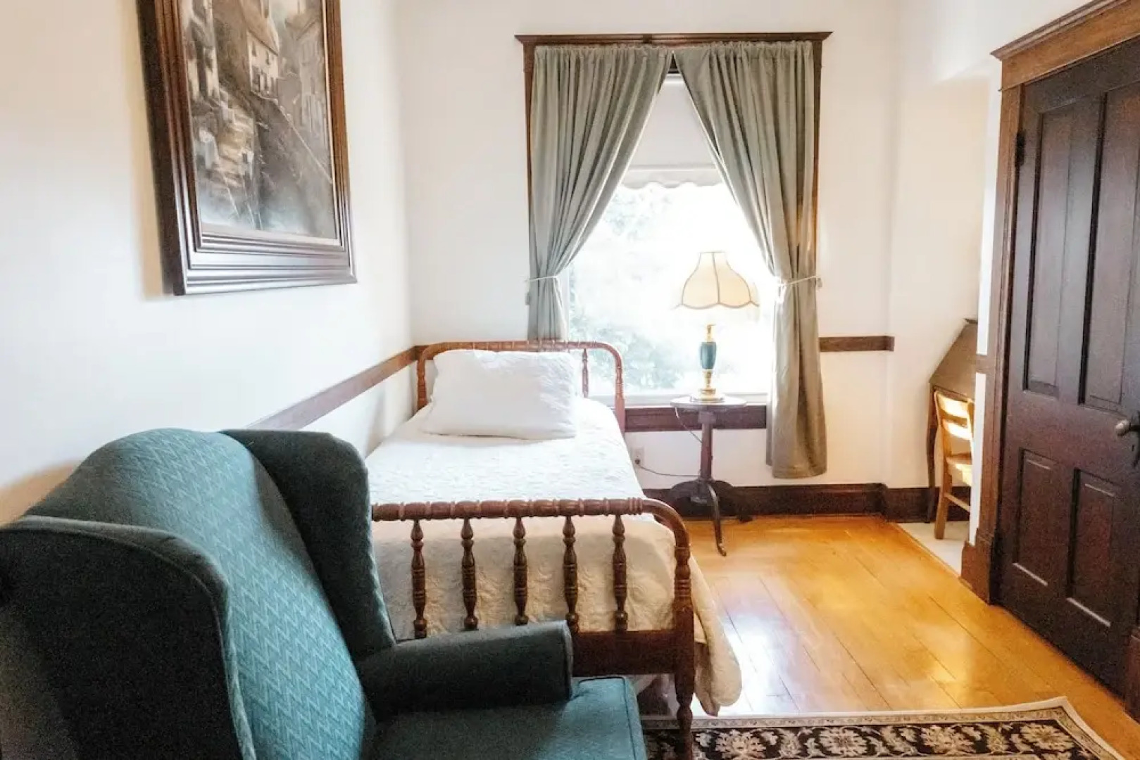 Friendly City Inn Bed & Breakfast