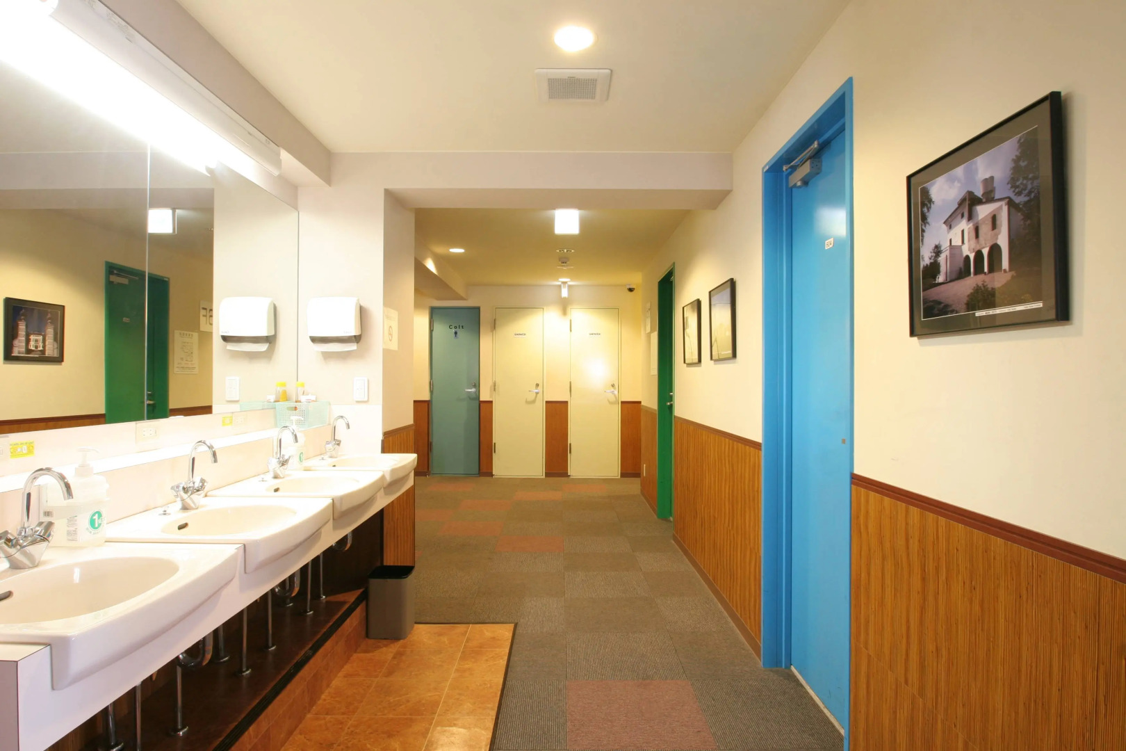 Sakura Hotel Ikebukuro - Hostel