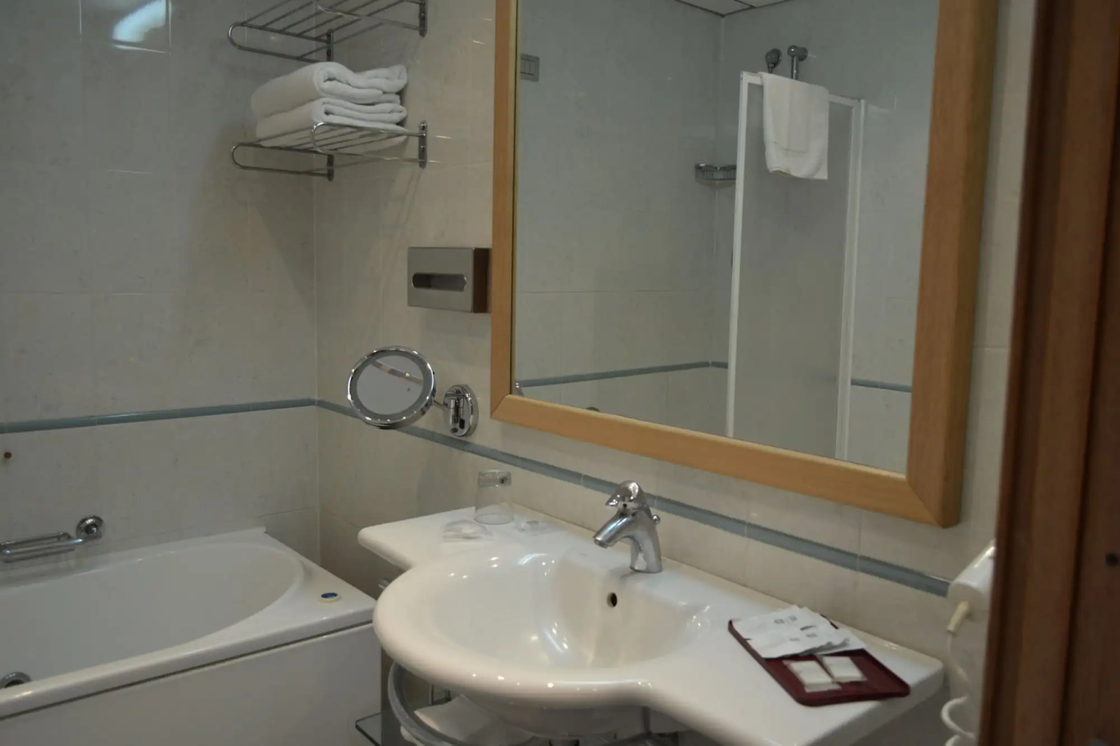 Marina Palace Hotel & Congress Hall