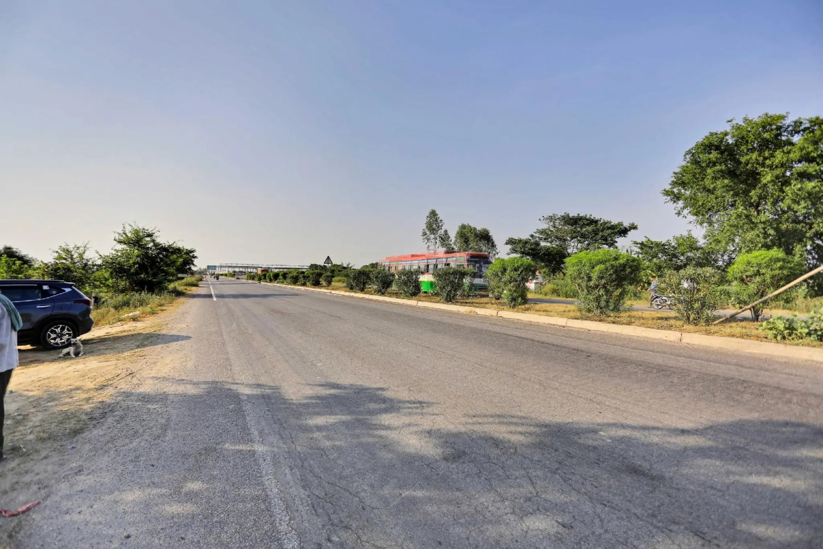 OYO 81465 Shashank Plaza