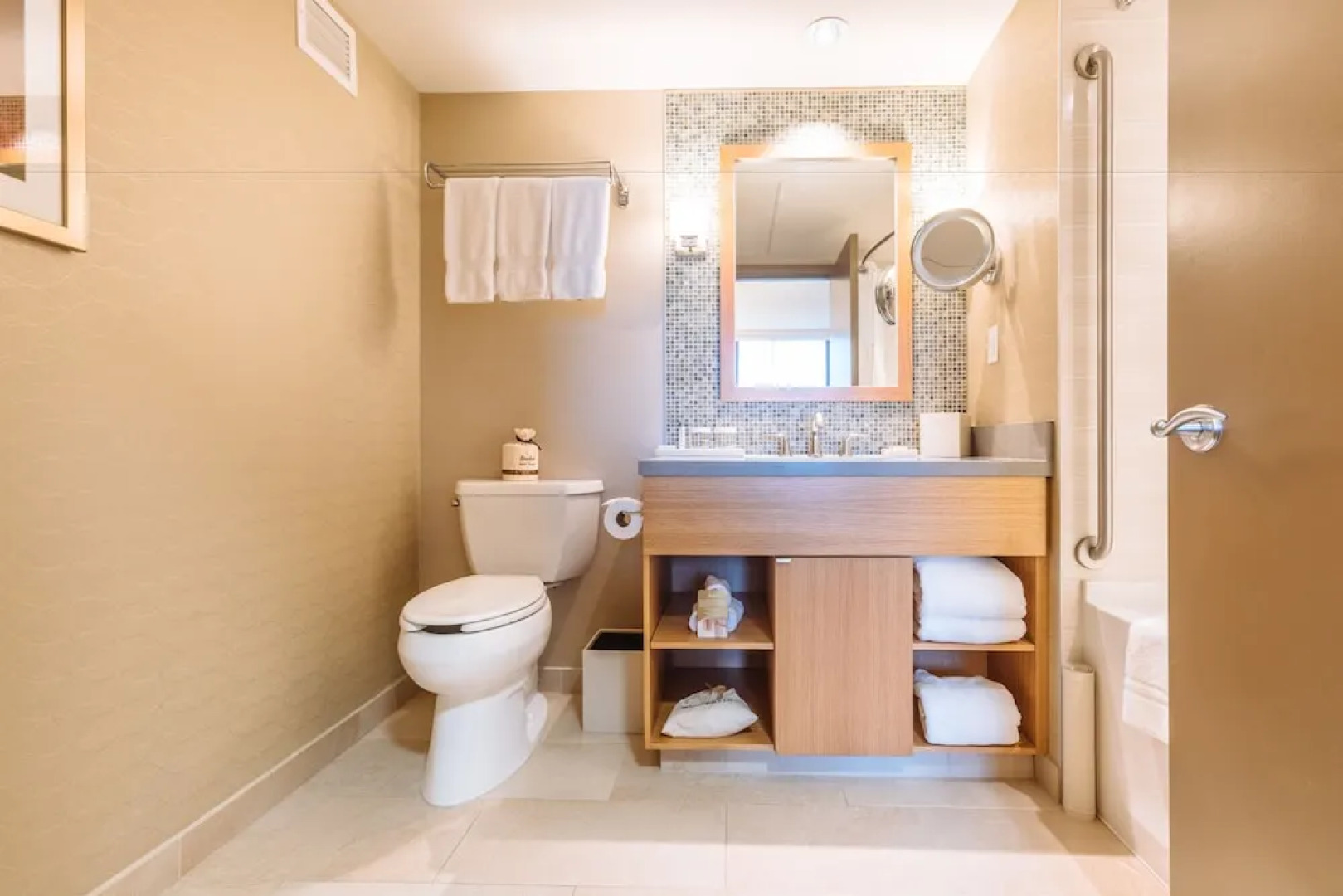 River Rock Casino Resort