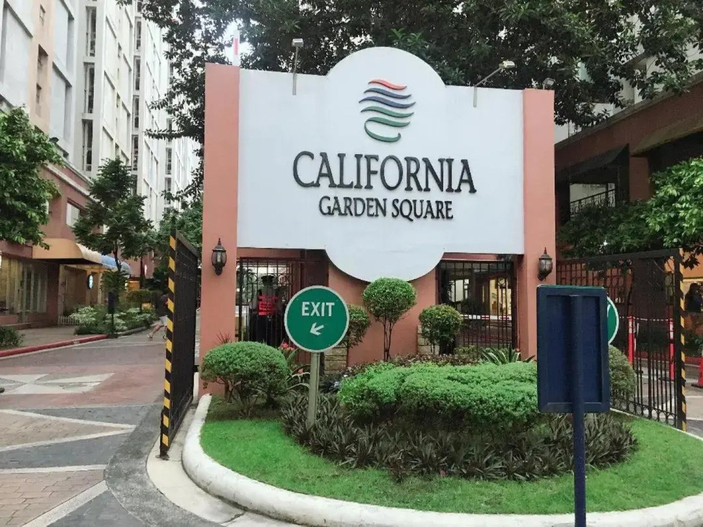 Affordable 2 BR 2 BA w/ Skycable, Netflix, & Amazon Prime