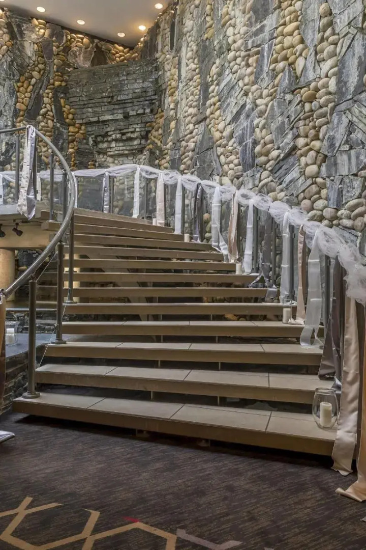 Four Points by Sheraton Edmonton South