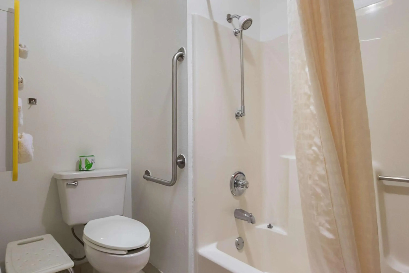 Motel 6 Marshalltown, IA