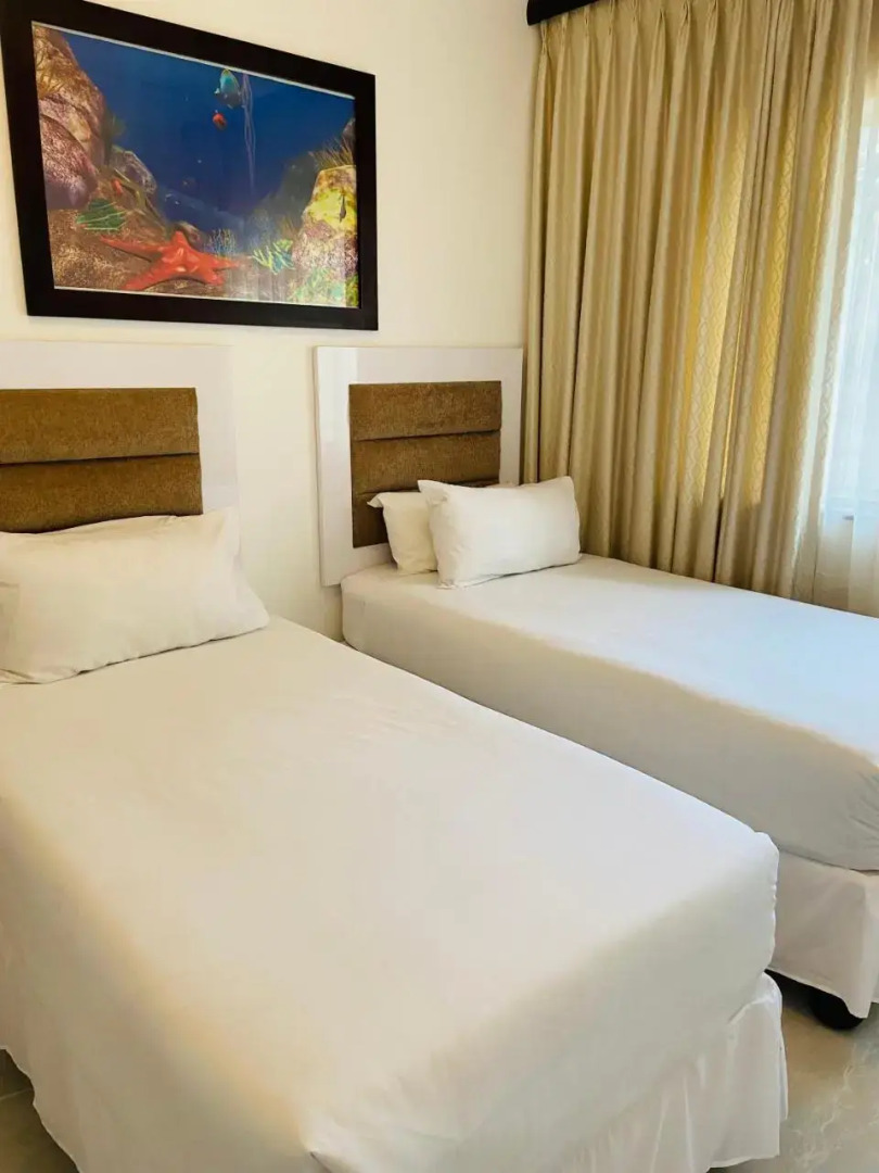 Unit 3, Marine Terrace