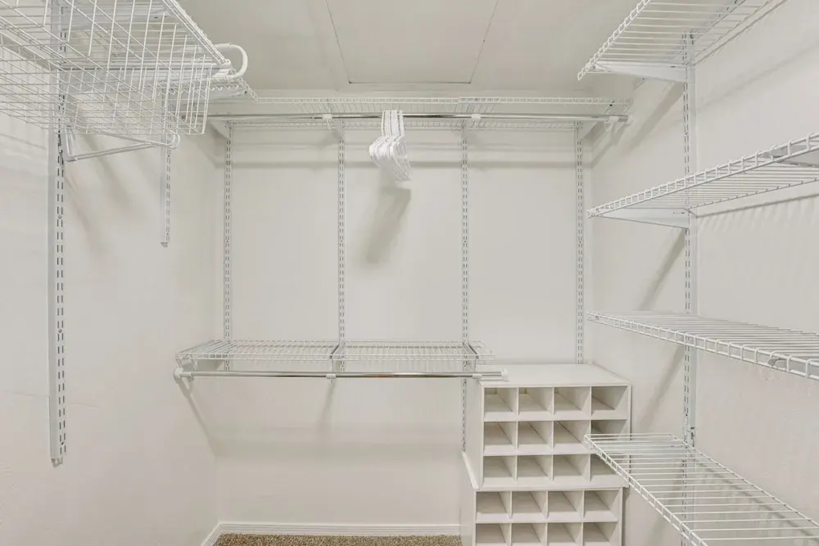 Peoria Home w/ Private Pool, Hot Tub, & Gas Grill!