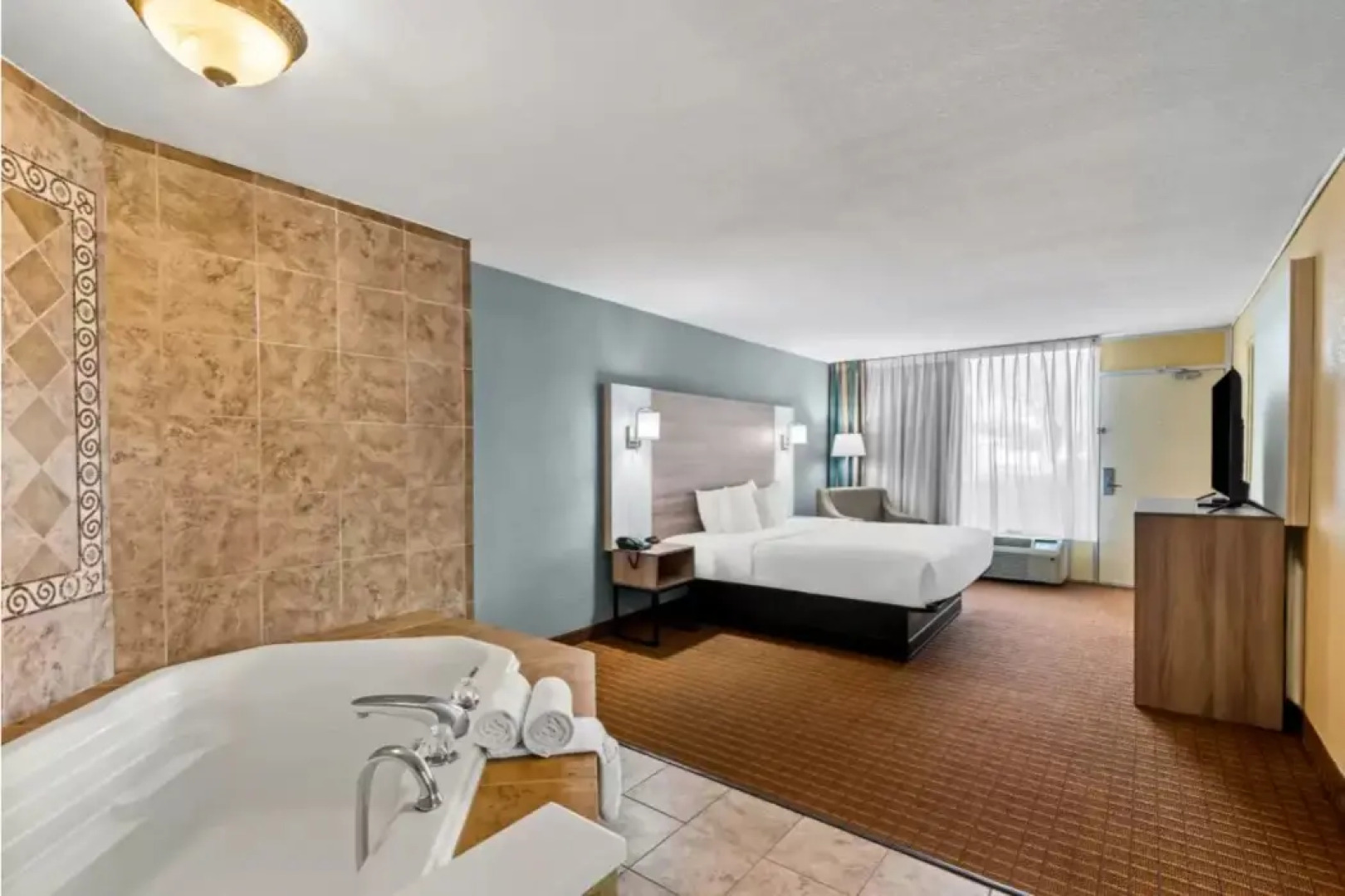 Suburban Studios Fort Dodge