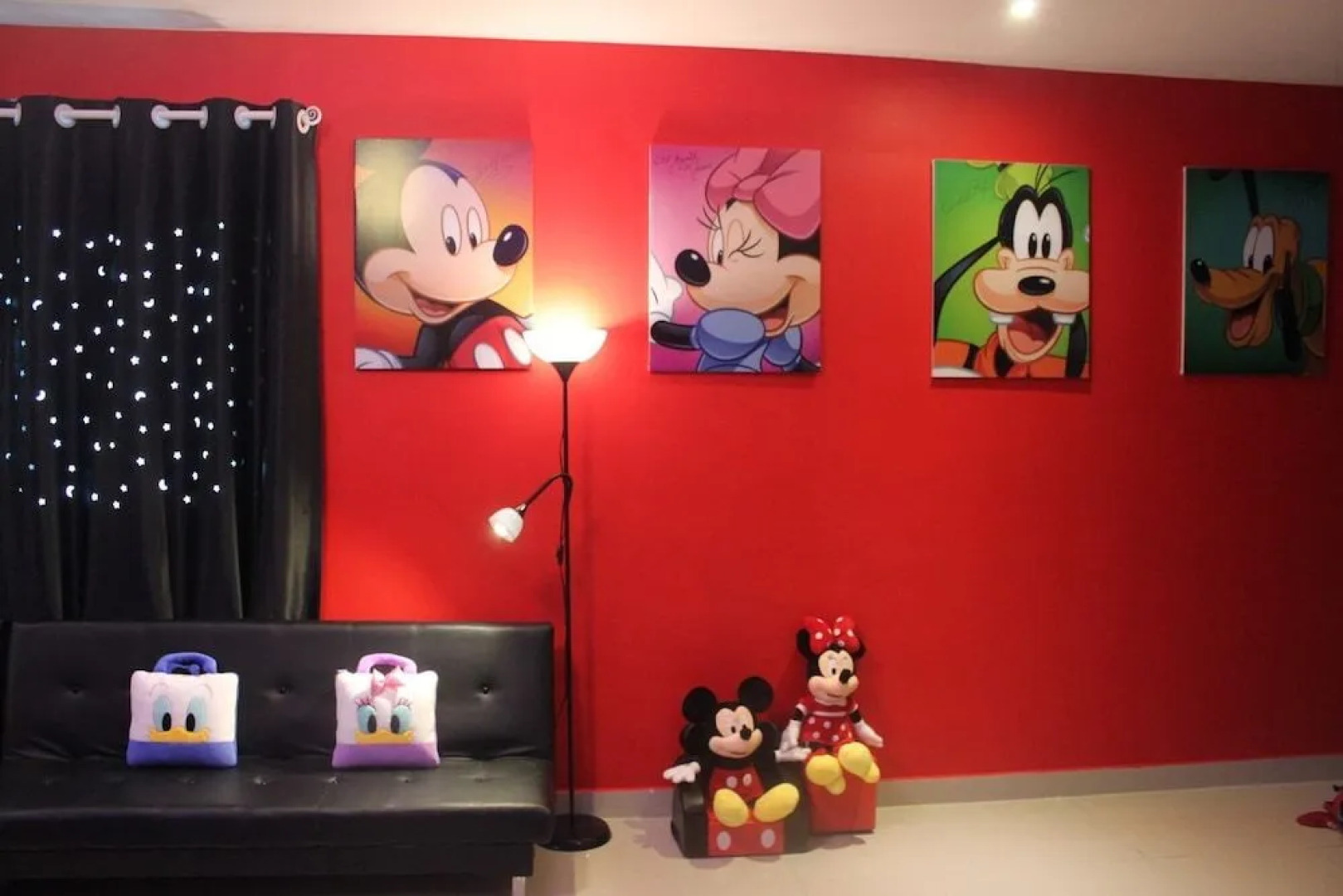Mickey Mouse Signature Suite