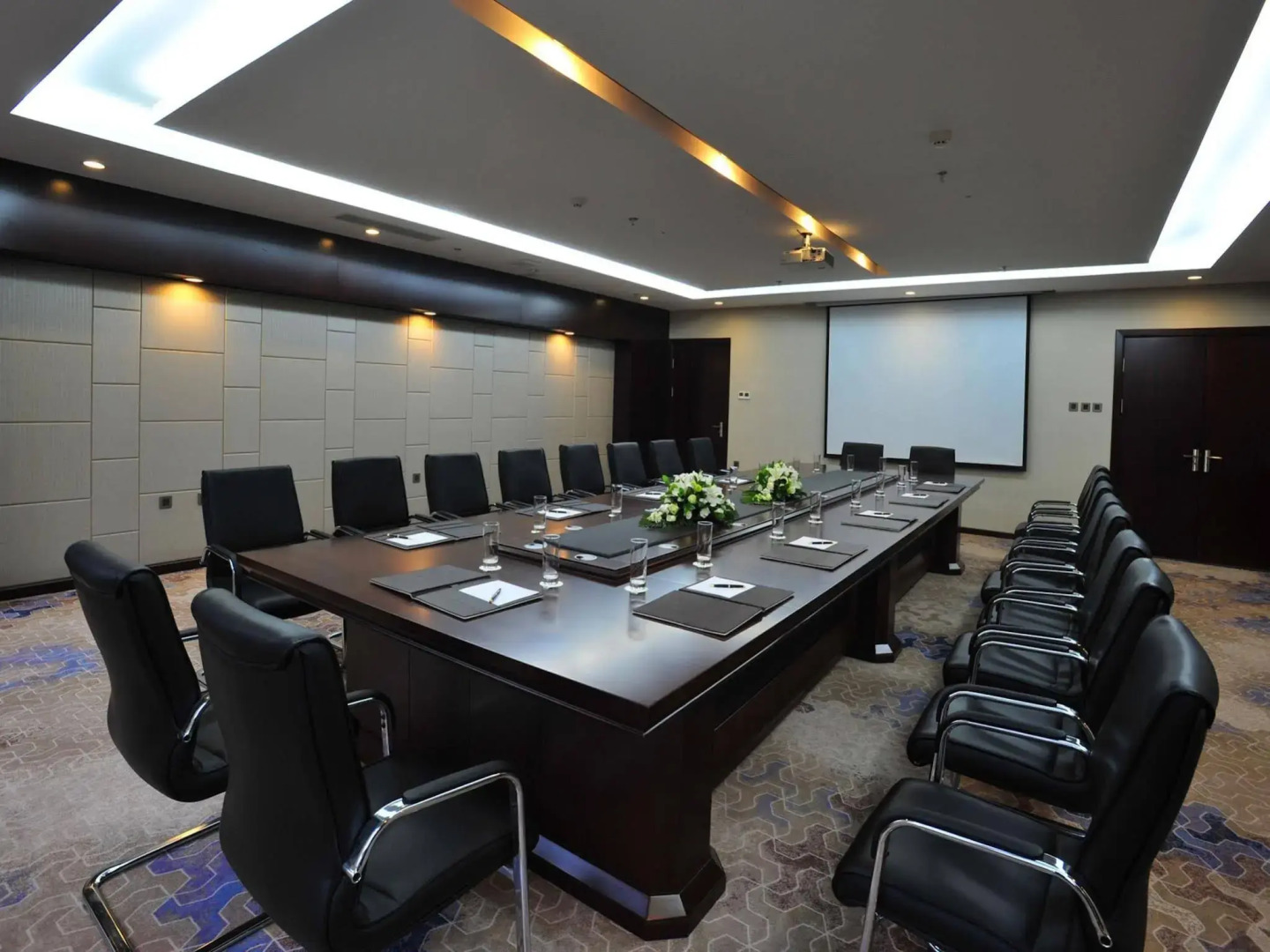 Shenyang NEU International Hotel