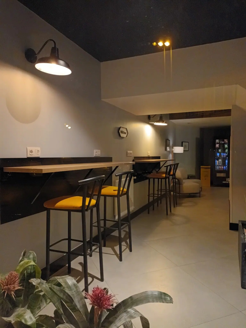 U-Hotel Dario Lugo