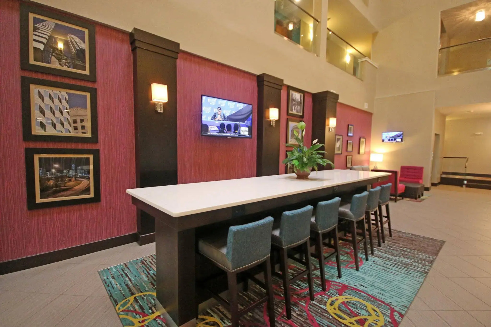Holiday Inn Express & Suites Charlotte North by IHG
