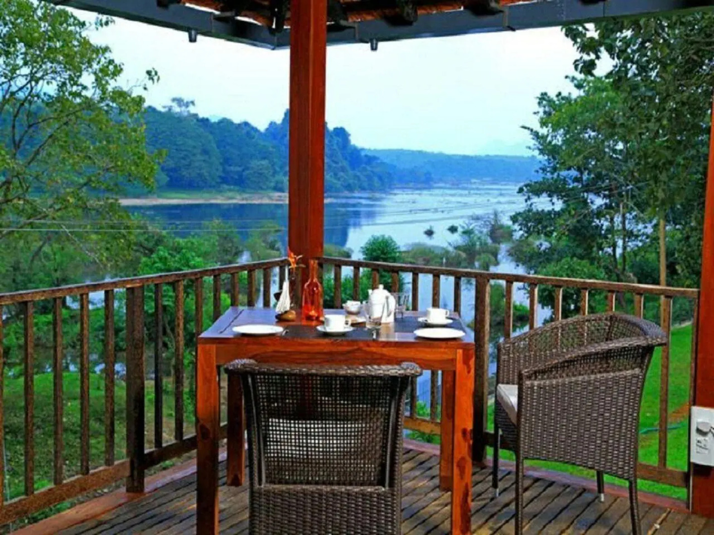 Whispering Waters Resorts Cochin