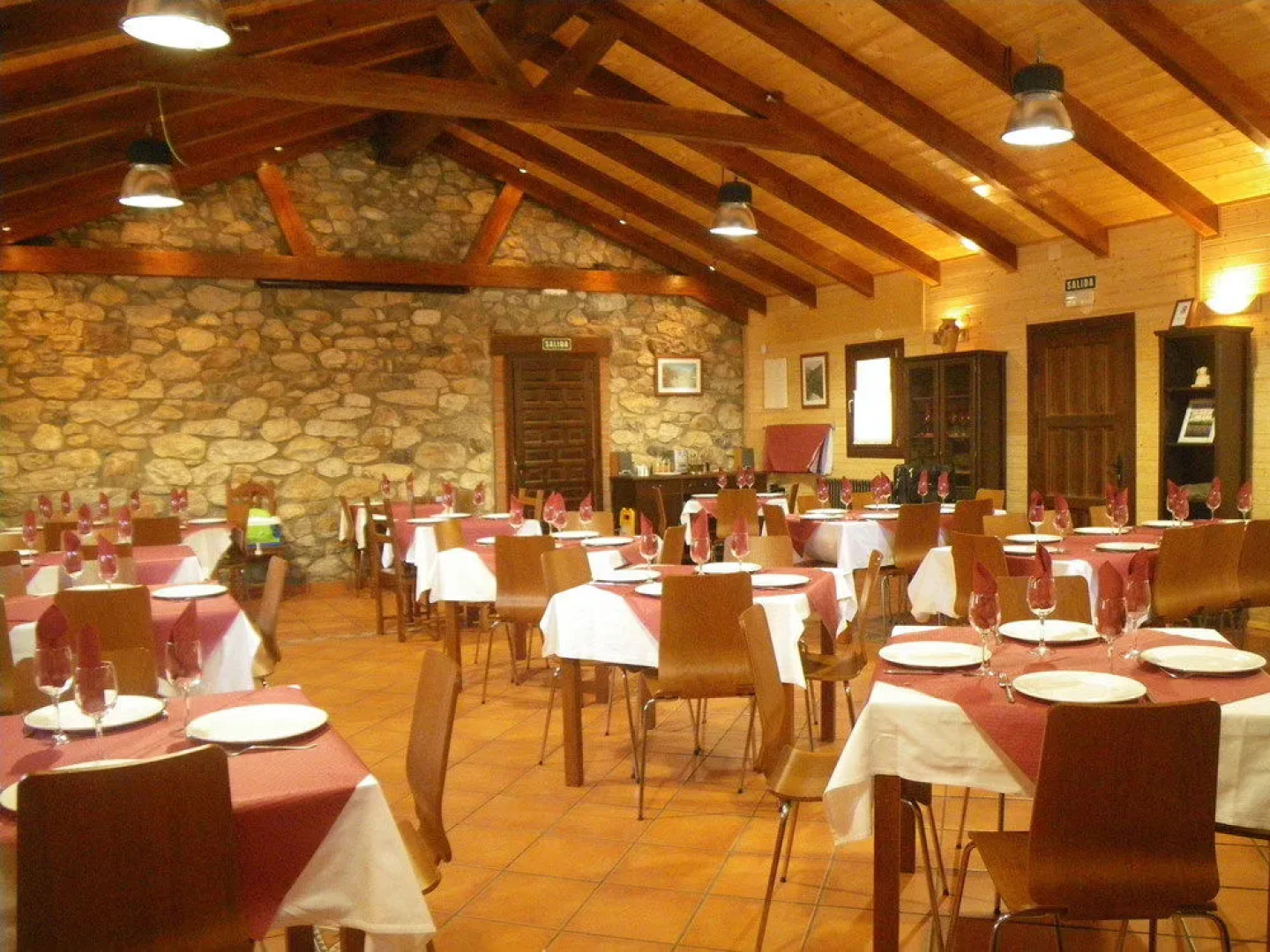 Albergue Cueva de Valporquero