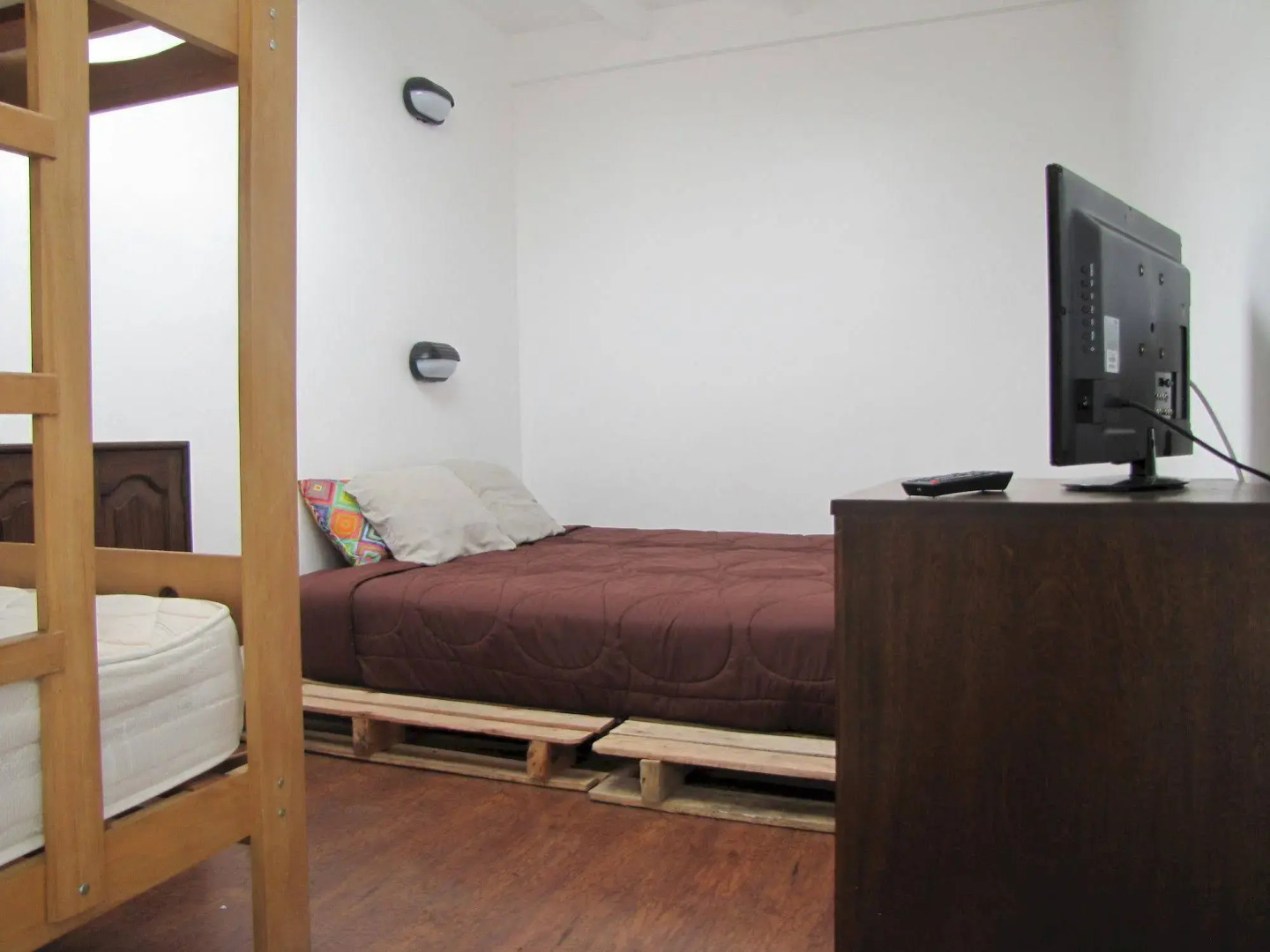 Paipo Bed Breakfast & Surf