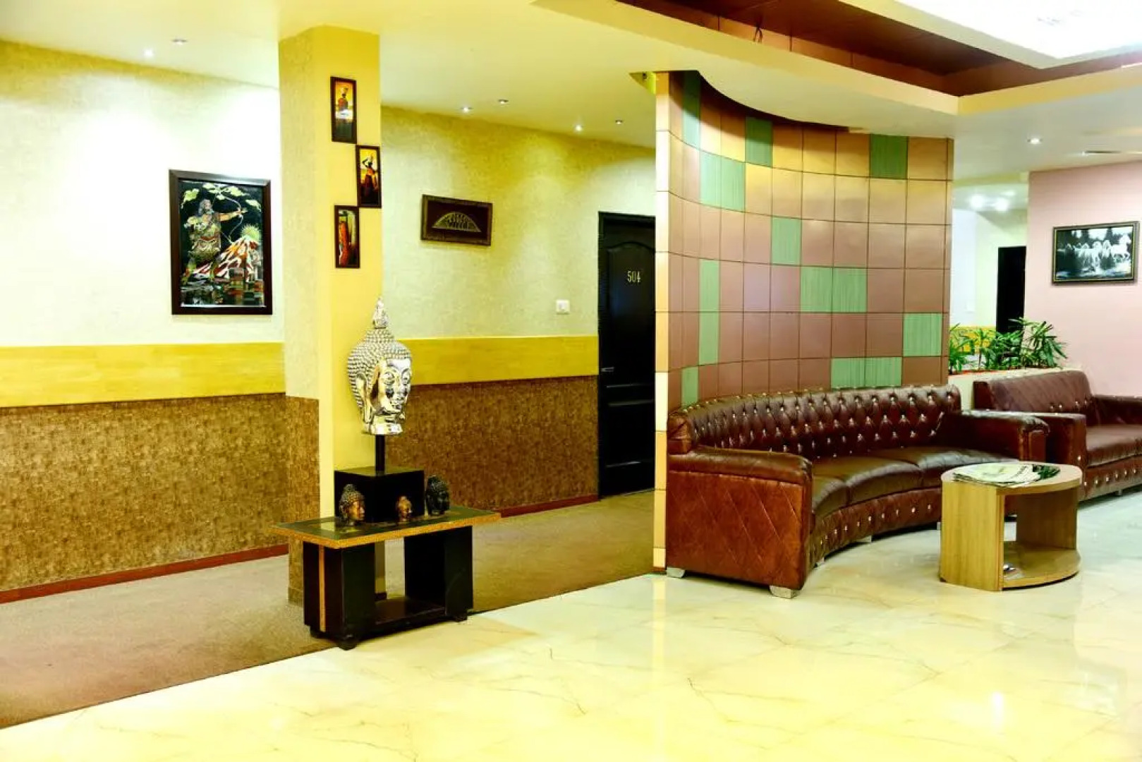 Royal Court Ananta Express