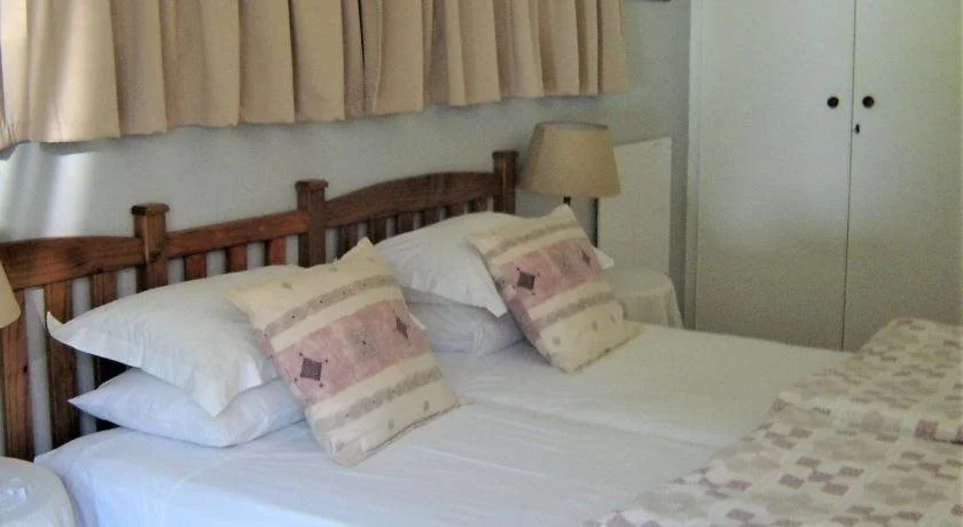 Cedar Lodge Guest House