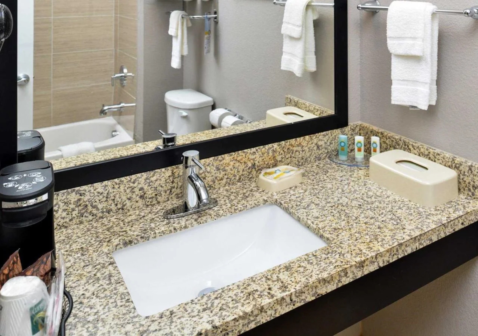 Scottish Inns & Suites