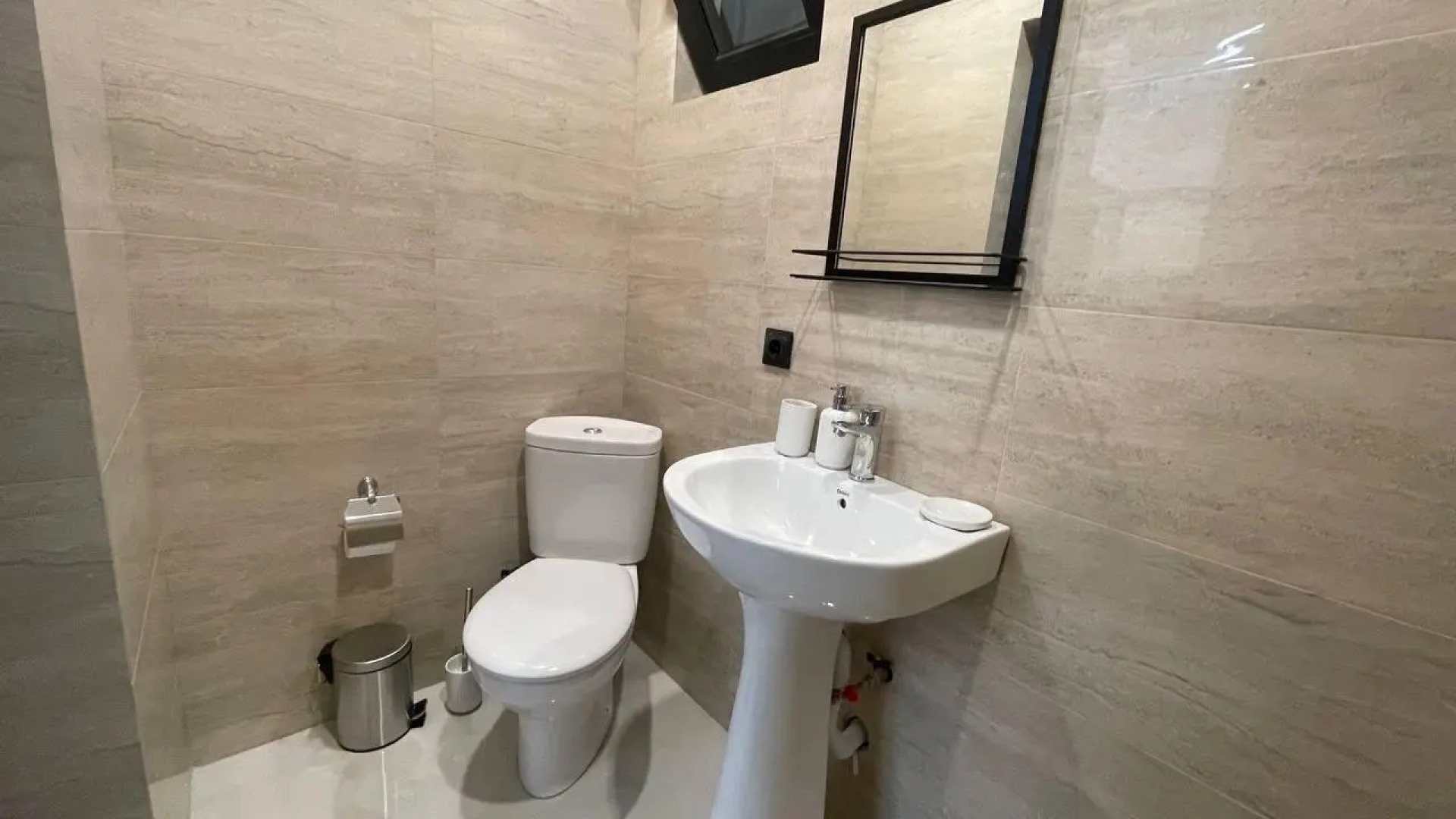 Домик у моря