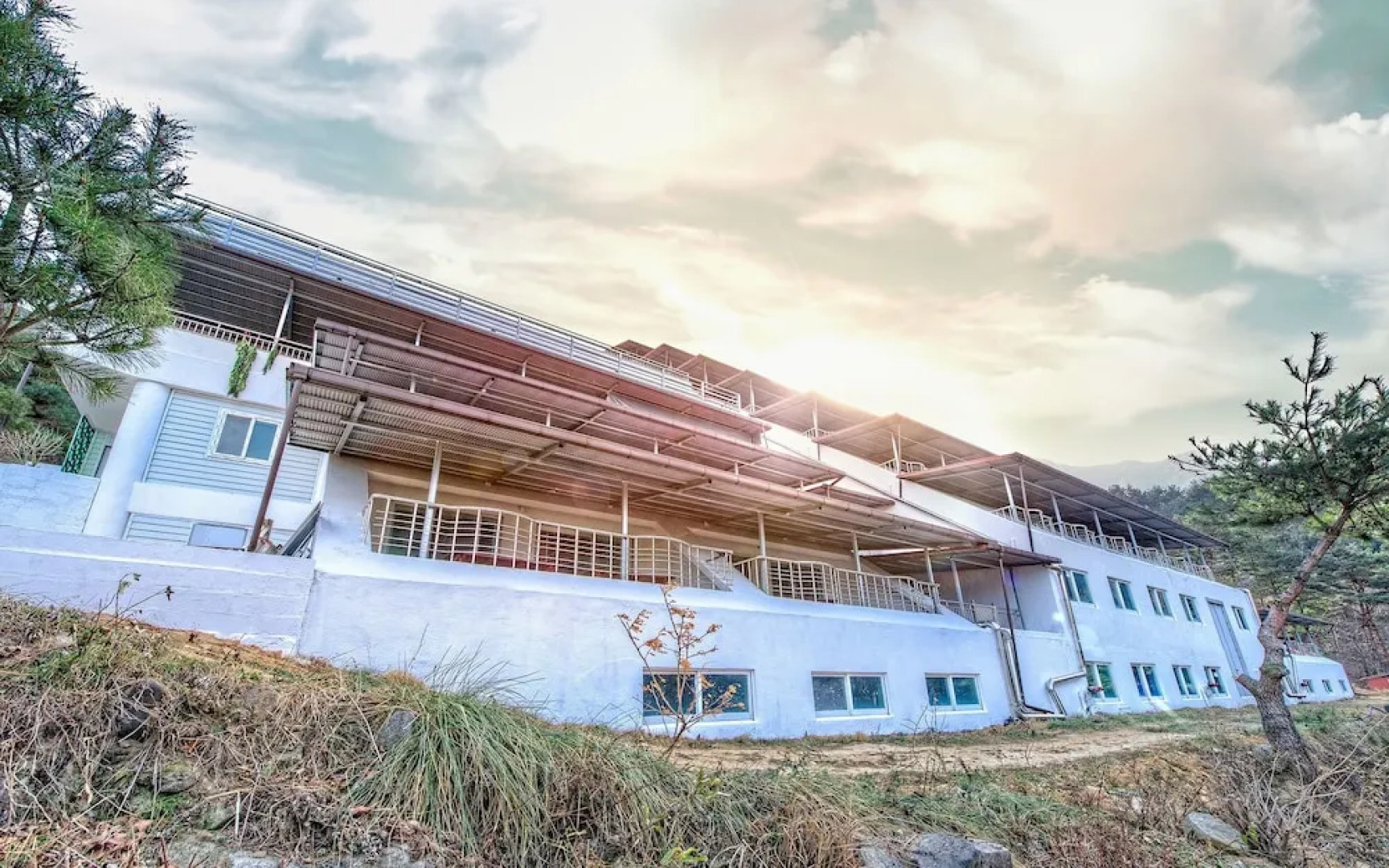 Sancheong Sinsegye Jirisan Resort