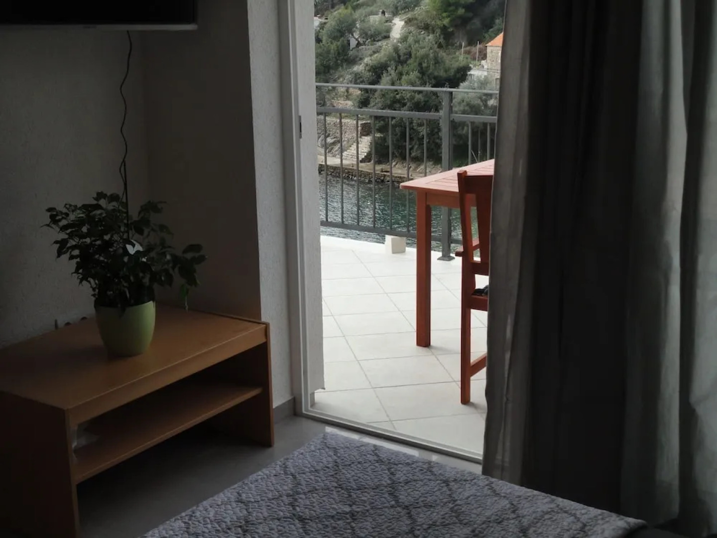 Charming Apartment With Terrace and Beautiful sea View. Near the Beach!