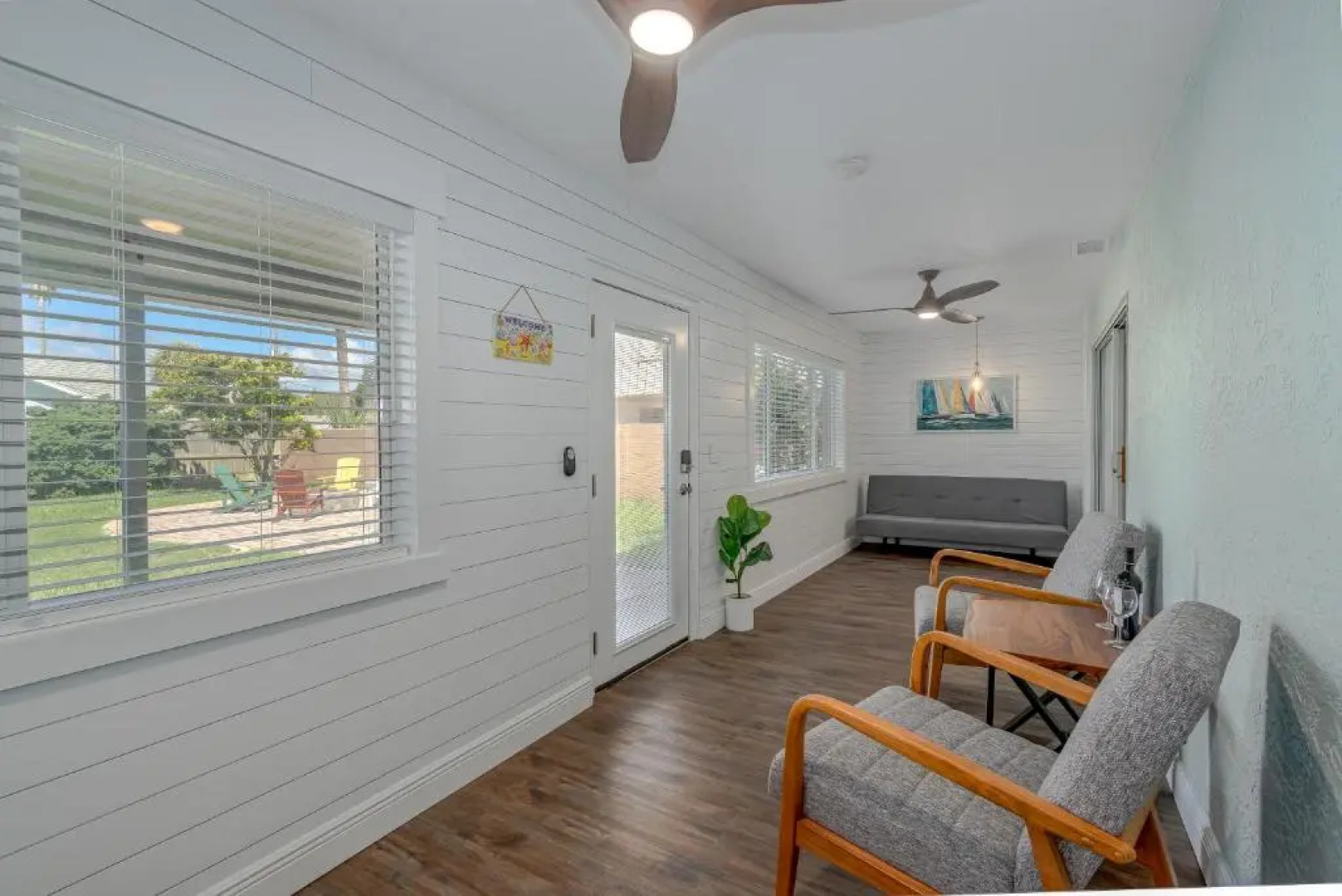Charming Surf Bungalow Just 30 Seconds to the Beach!