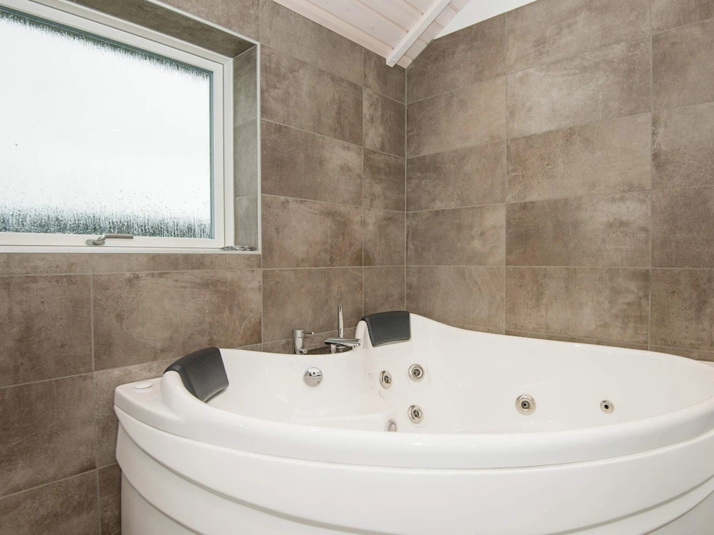 Splendid Holiday Home in Jutland With Whirlpool