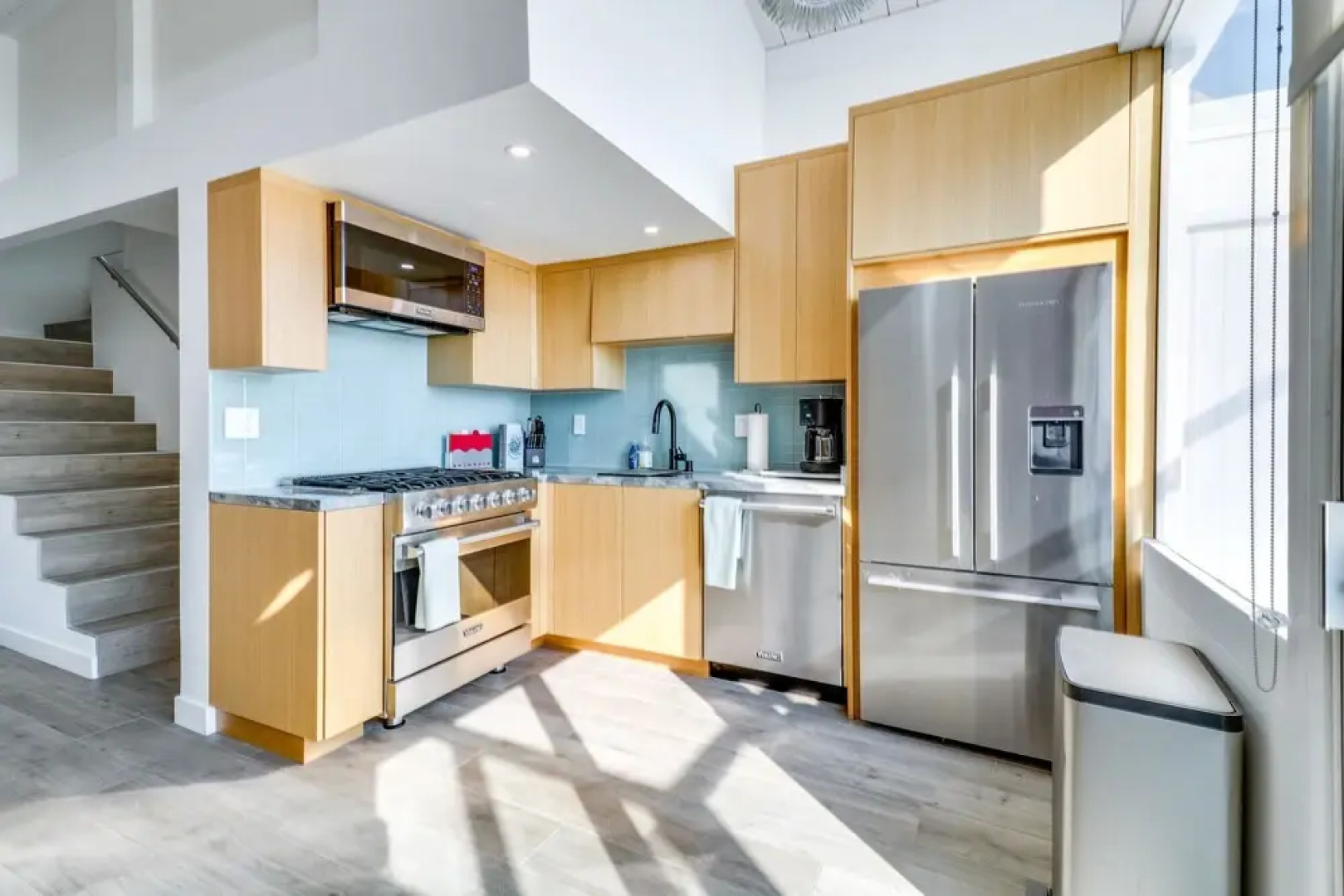 Beachfront Malibu Apartment w/ Ocean-view Balcony